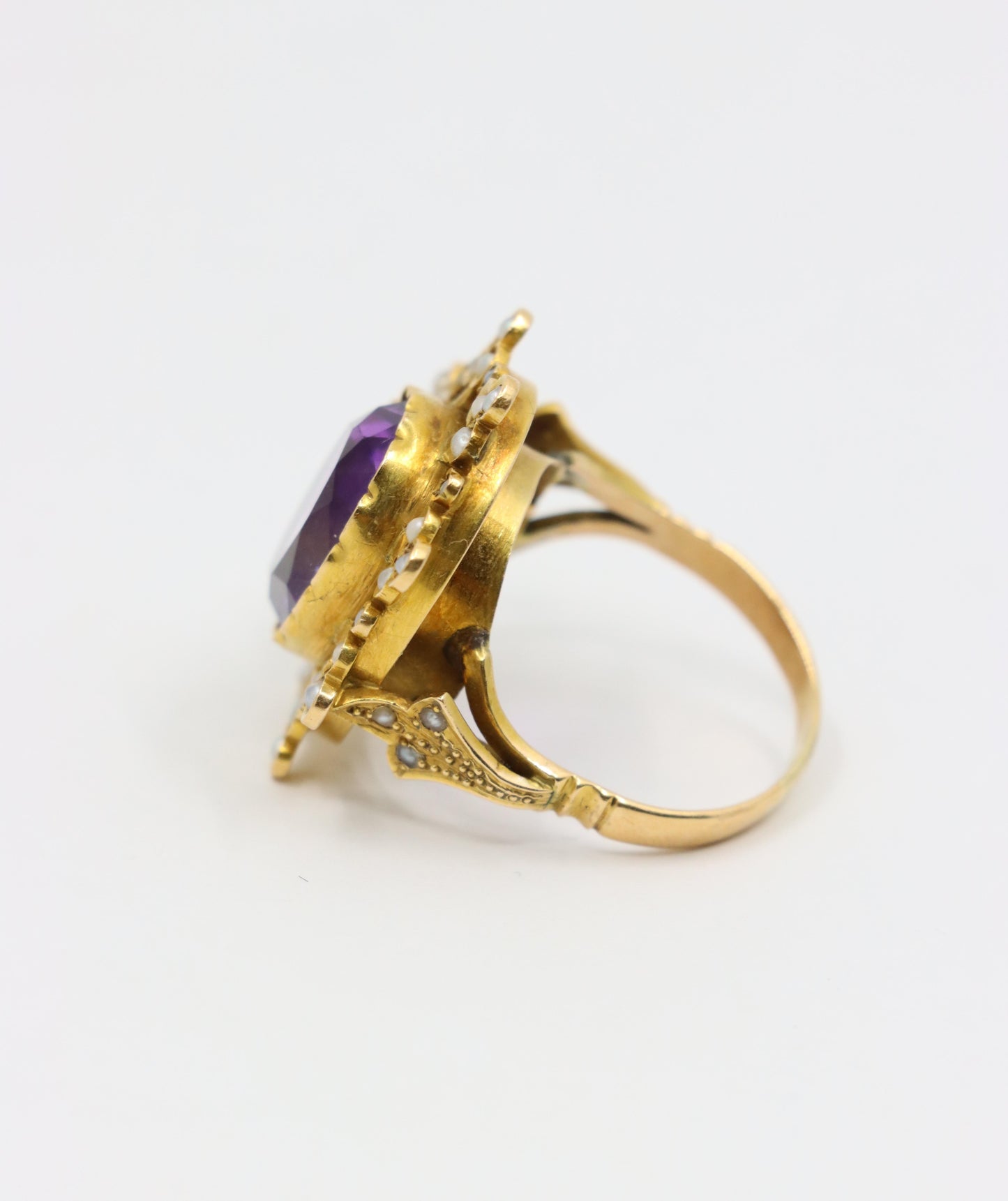 Antique 18K Gold Amethyst Pearl Ring