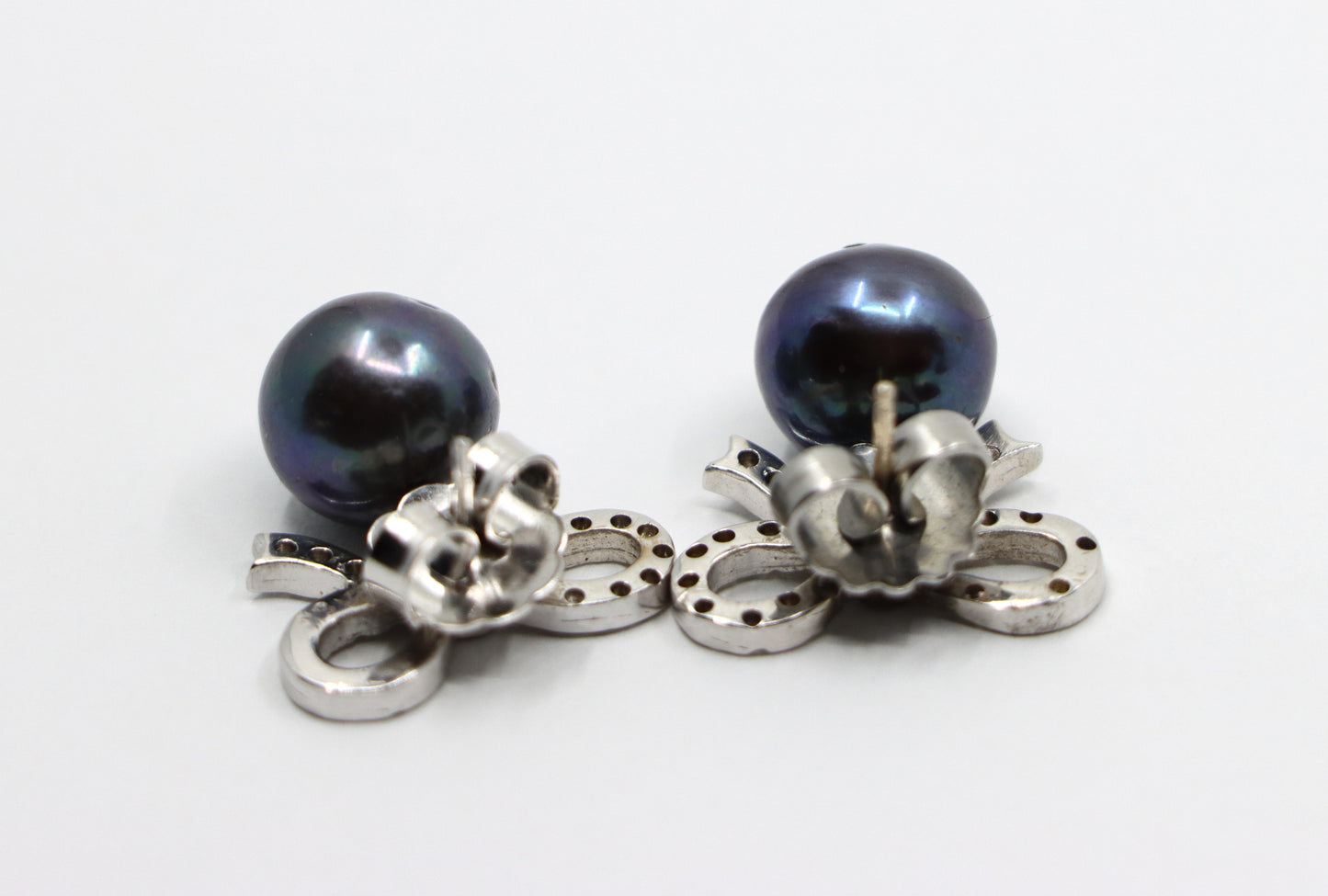 18K White Gold Diamond Bow Tie Black Pearl Earrings