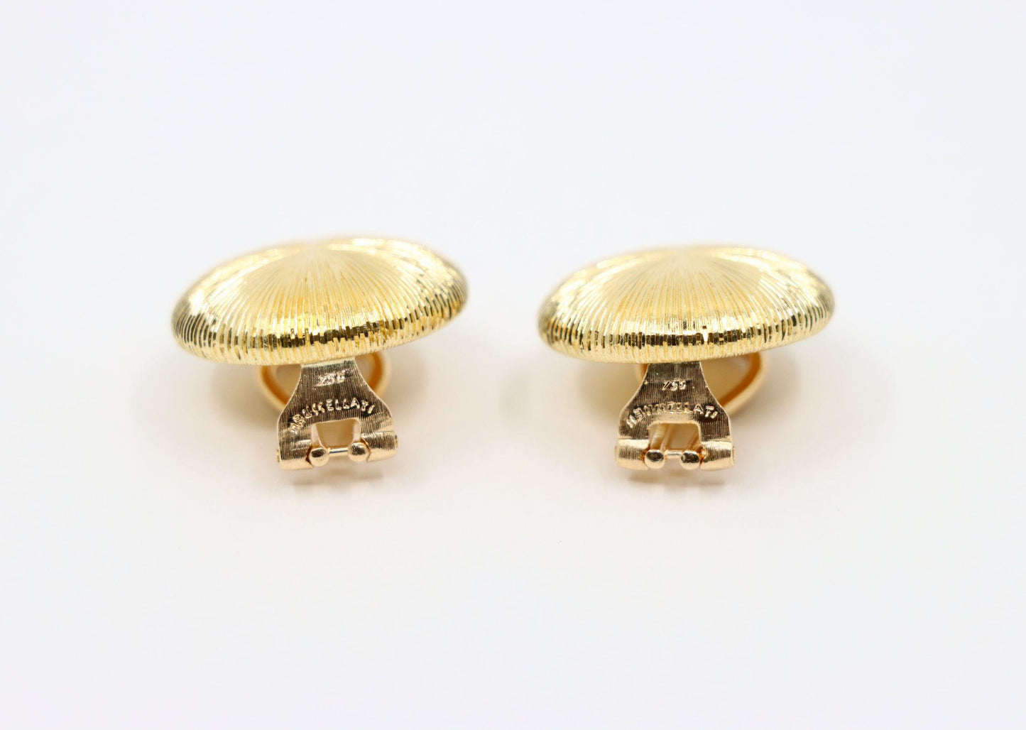 Buccellati 18K Gold Rigato Satin Finish Button Earrings