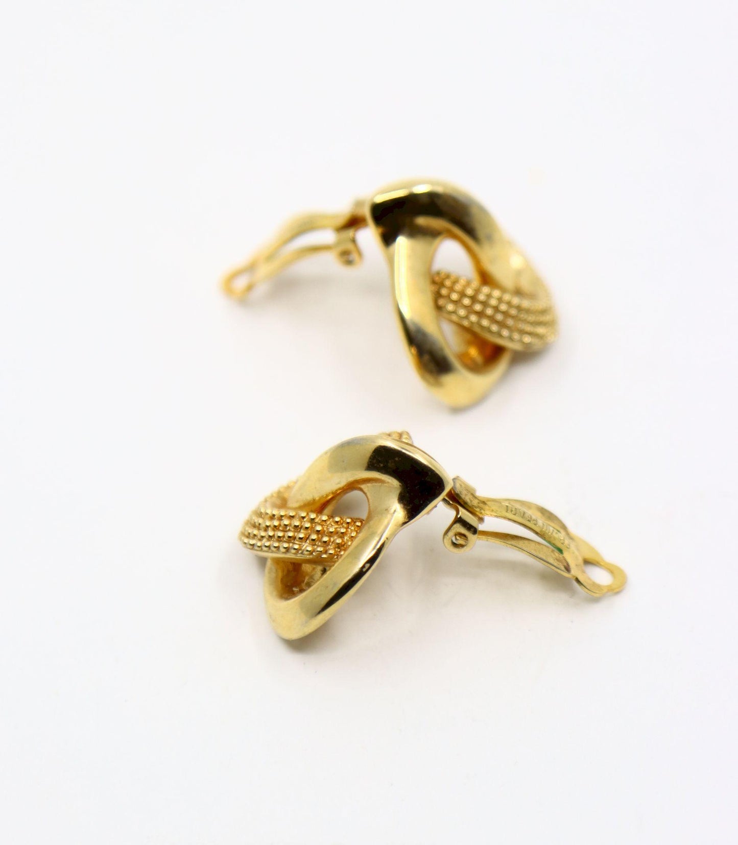 Vintage Erwin Pearl Gold Tone Texture Heart Earrings