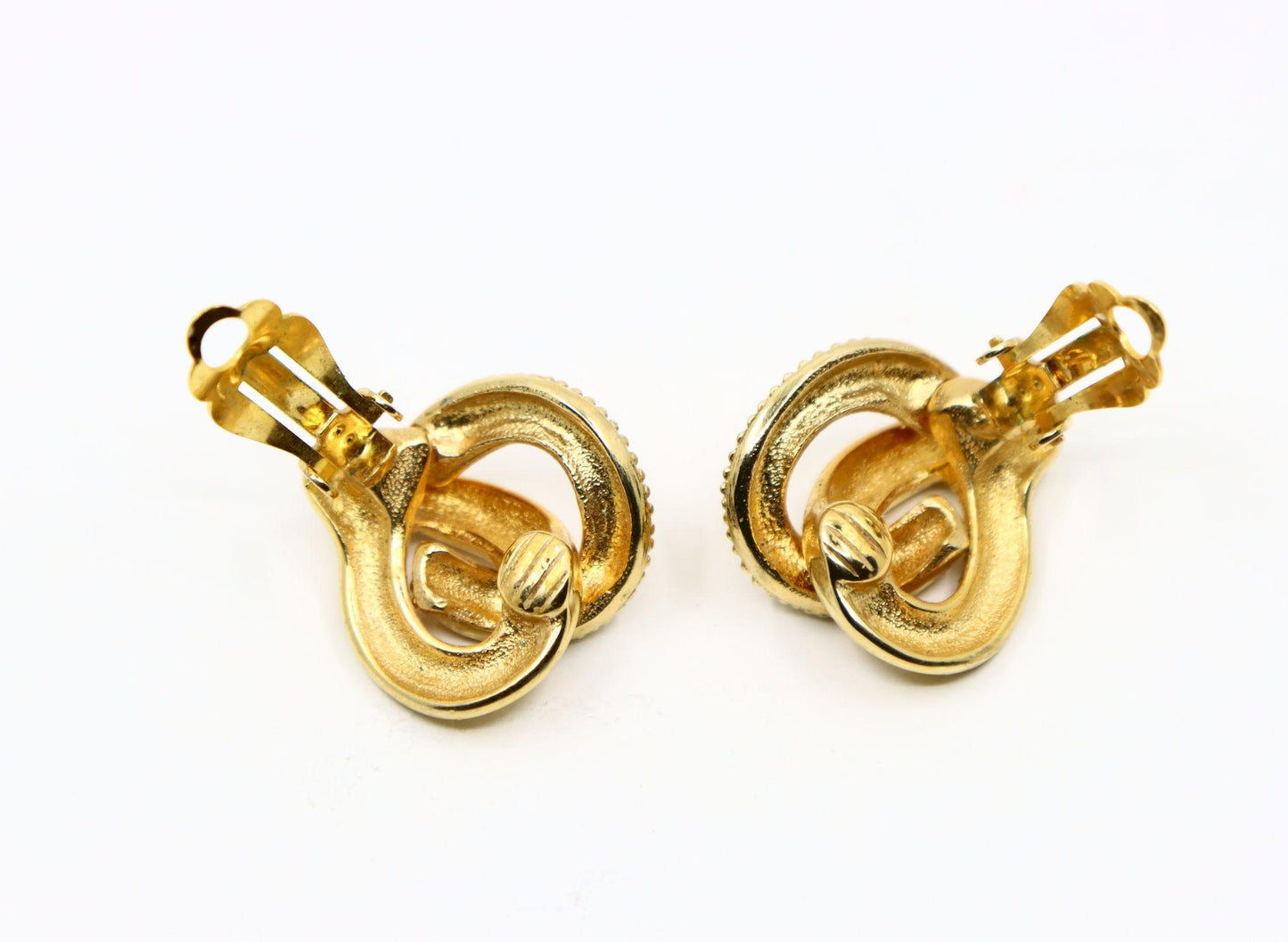 Vintage Erwin Pearl Gold Tone Texture Heart Earrings