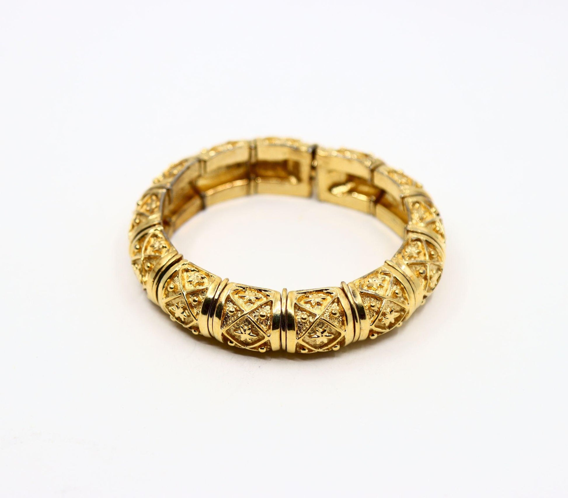 Vintage Gold Tone Engraved Bangle Bracelet