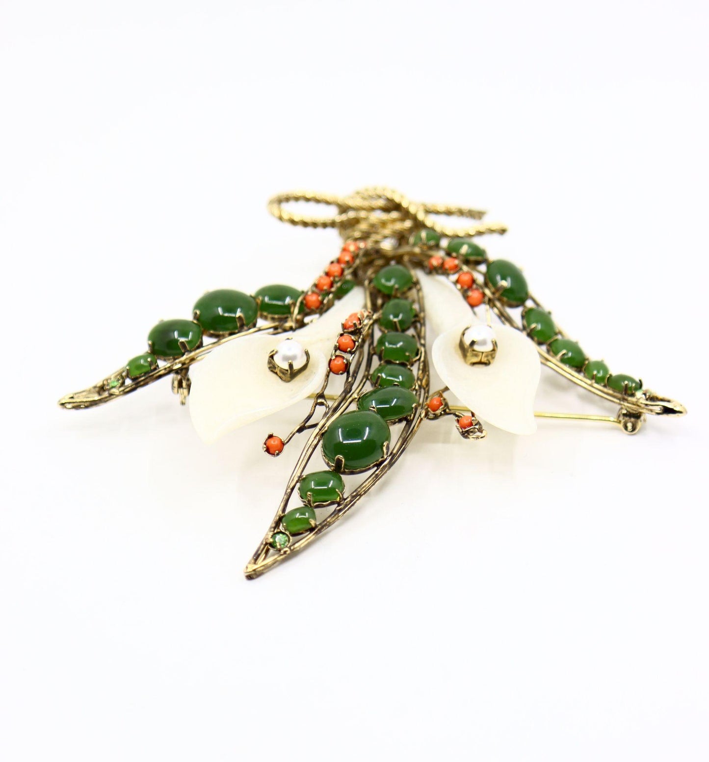 Vintage Gold Tone Jade Mother Of Pearl Lily Brooch