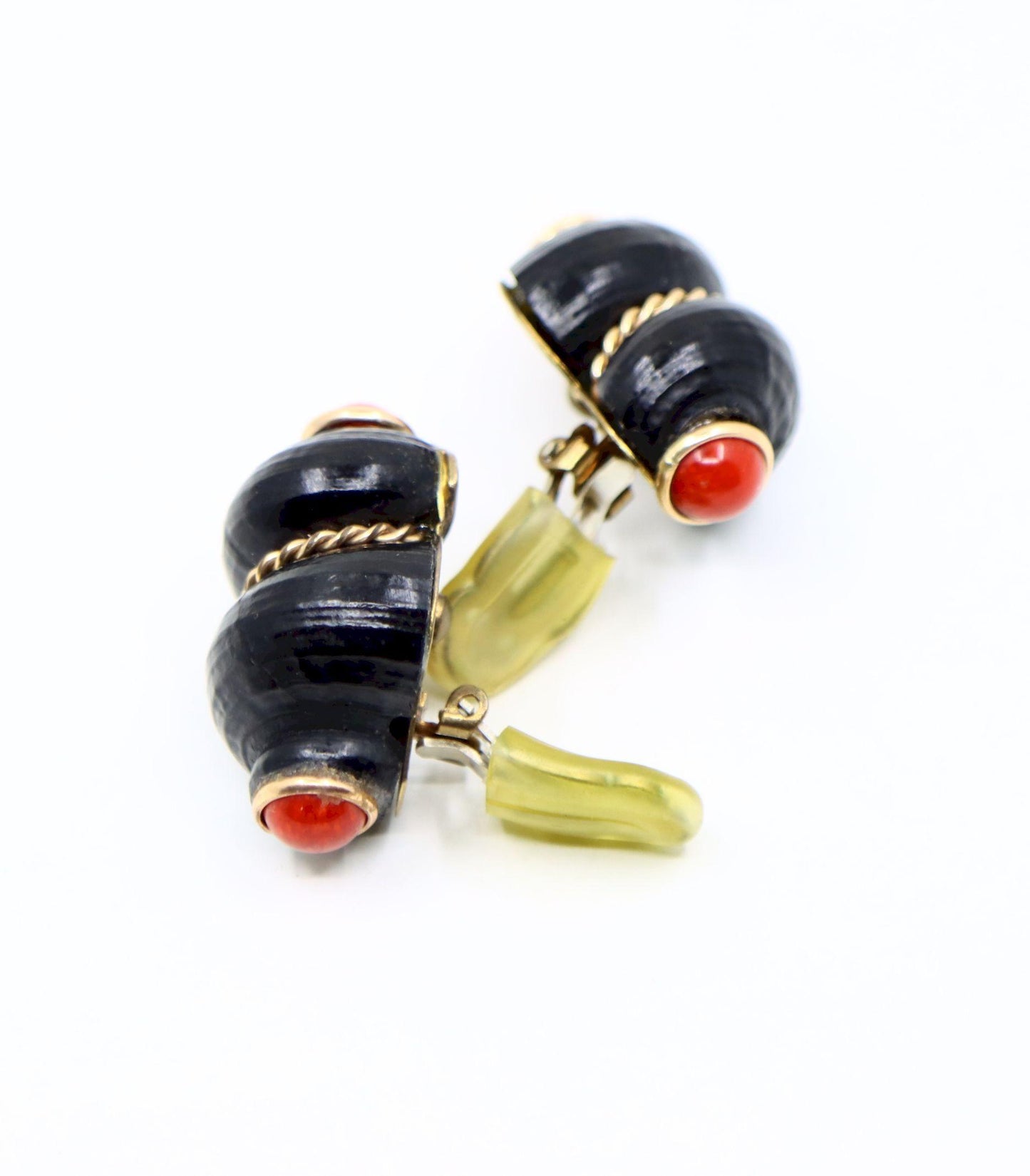 Vintage A.K Kolelni Gold Tone Black & Red Conch Earrings