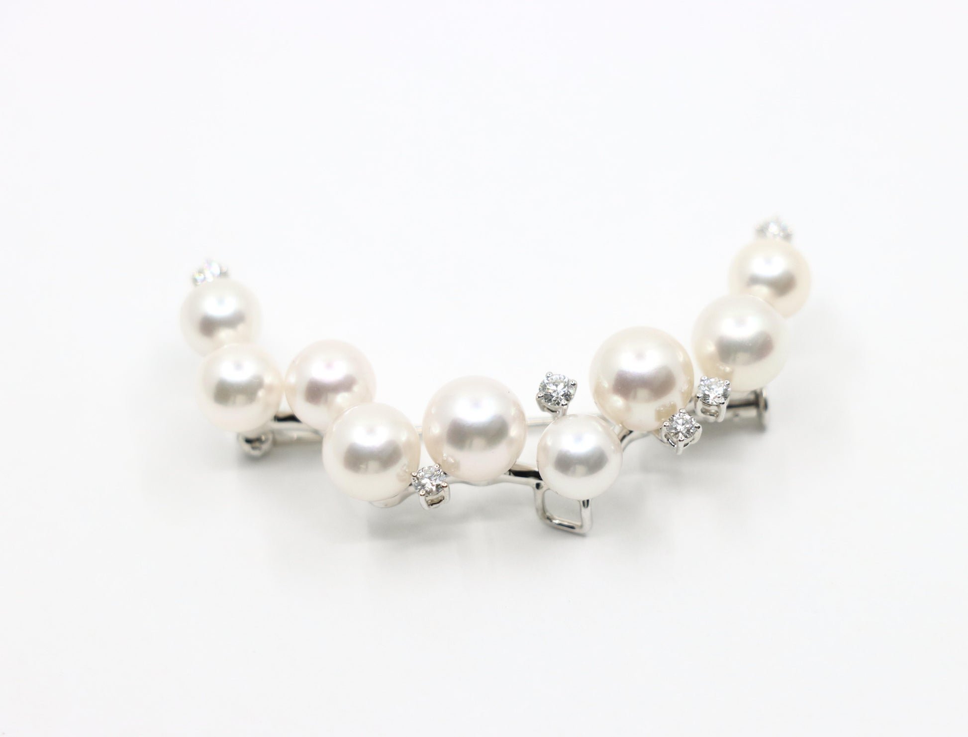 Tasaki 18K White Gold Diamonds Pearl Moon Brooch