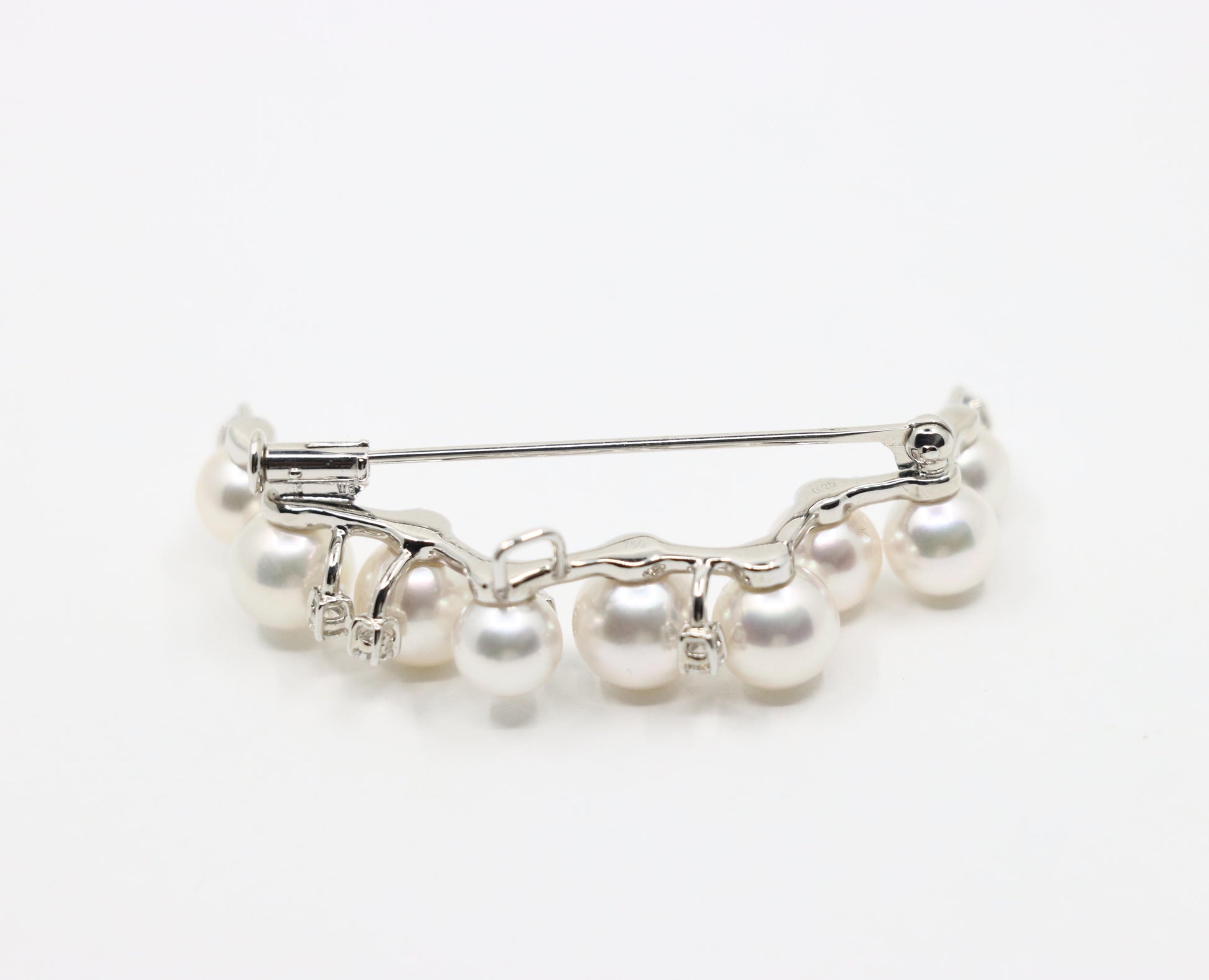 Tasaki 18K White Gold Diamonds Pearl Moon Brooch