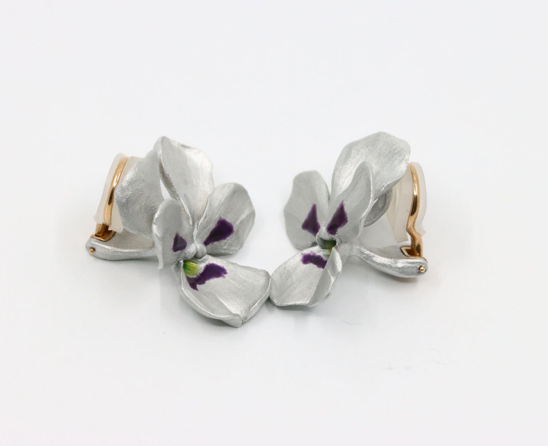 JAR PARIS 18K Gold Aluminum Pansy Flowers Earrings