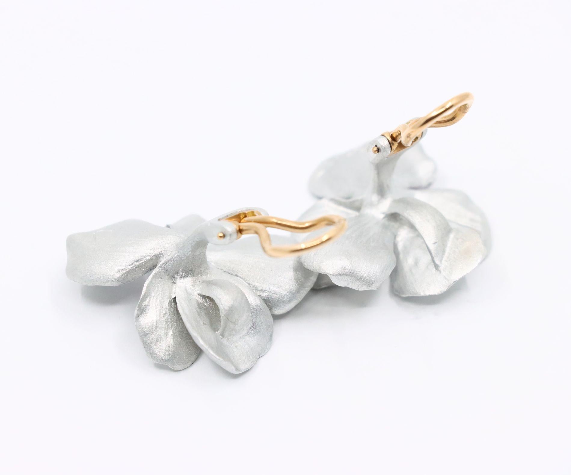 JAR PARIS 18K Gold Aluminum Pansy Flowers Earrings