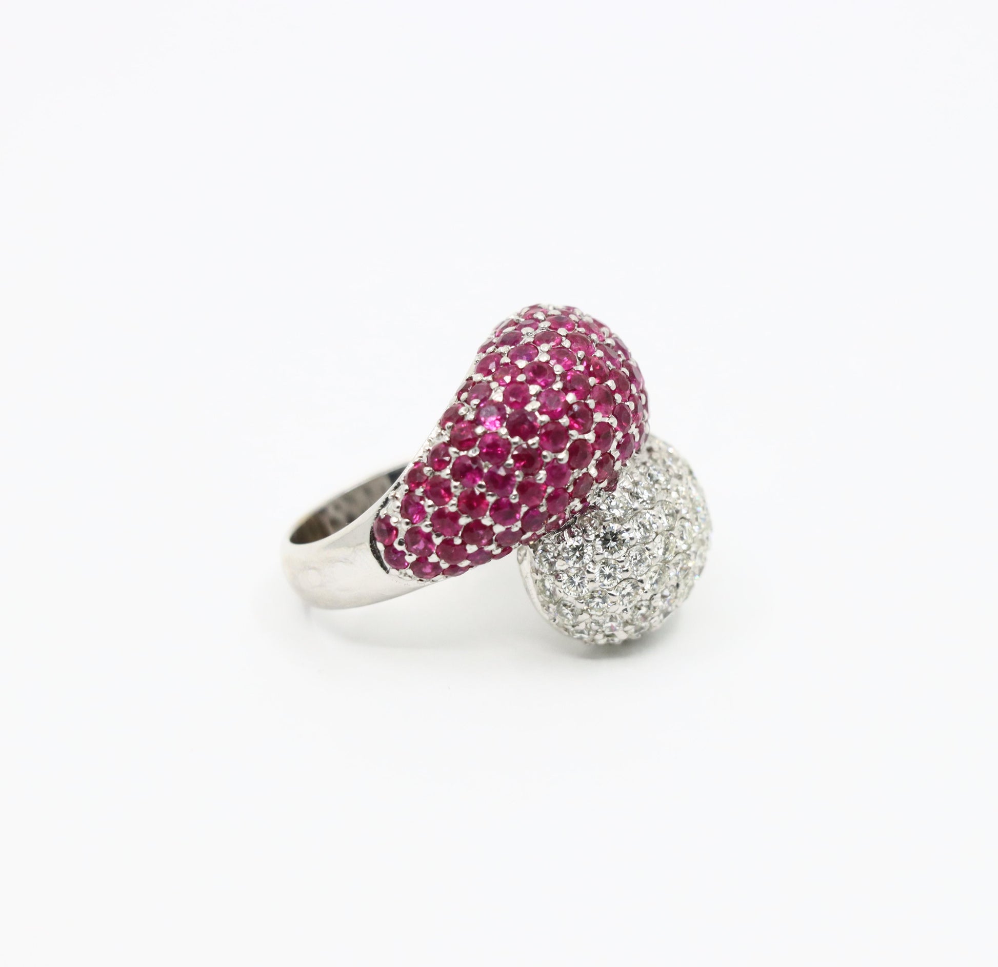 Vintage 18K White Gold Diamond Ruby Ring