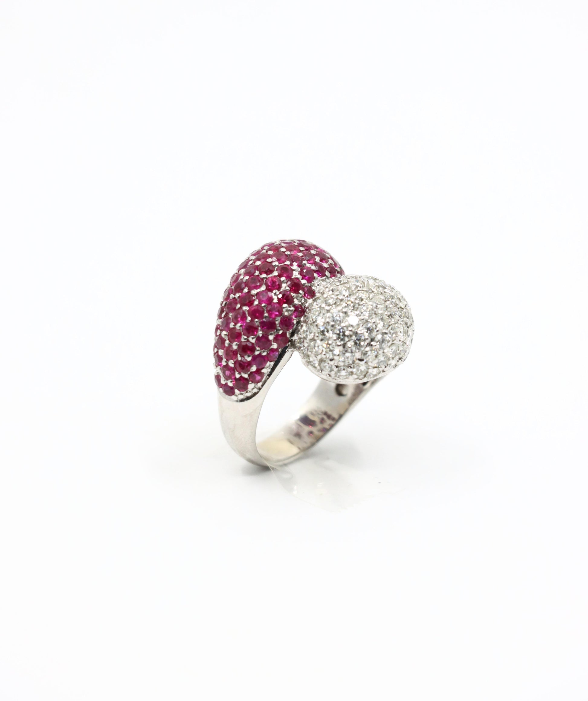 Vintage 18K White Gold Diamond Ruby Ring