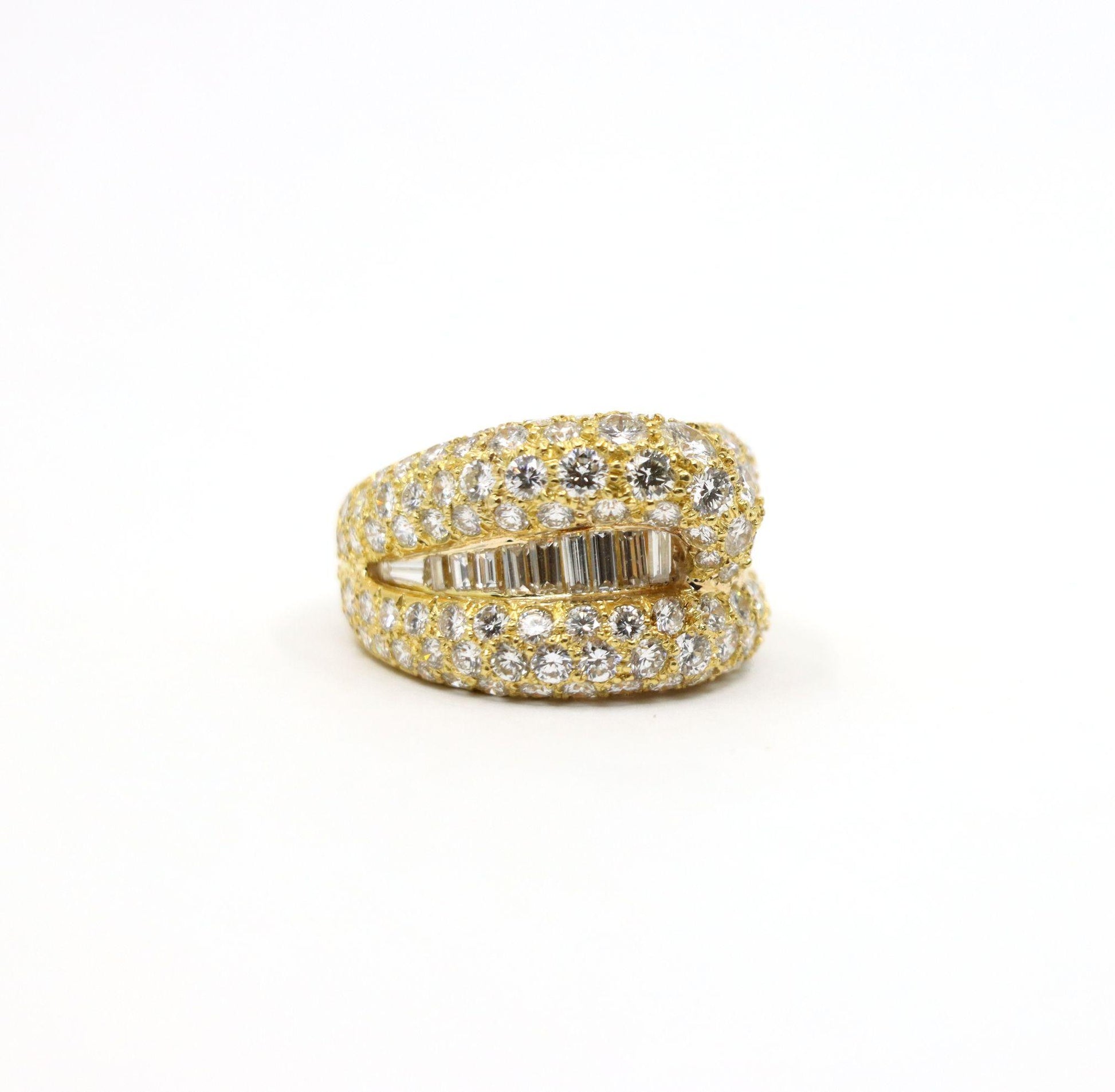 Vintage 18K Gold Diamond Ring