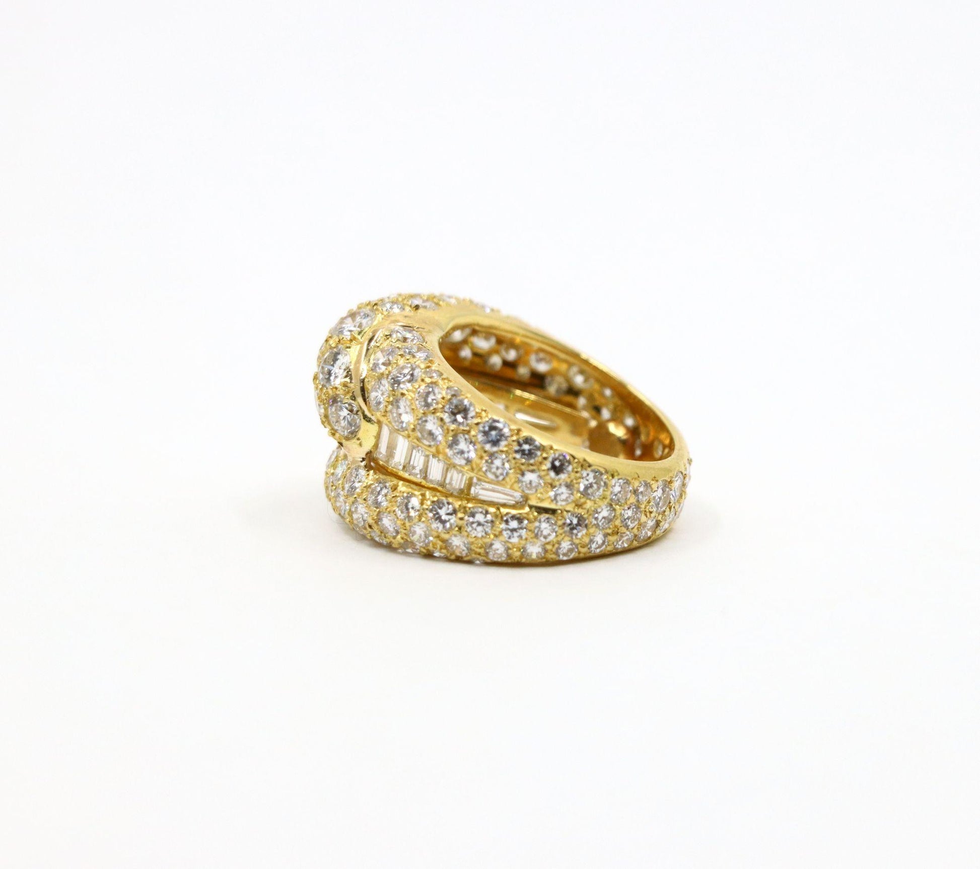 Vintage 18K Gold Diamond Ring