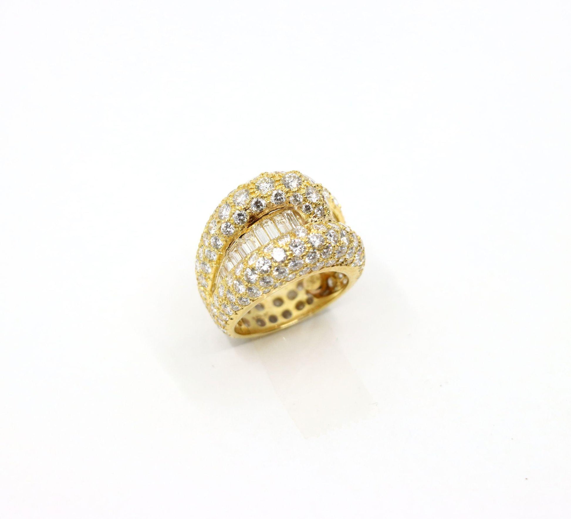 Vintage 18K Gold Diamond Ring