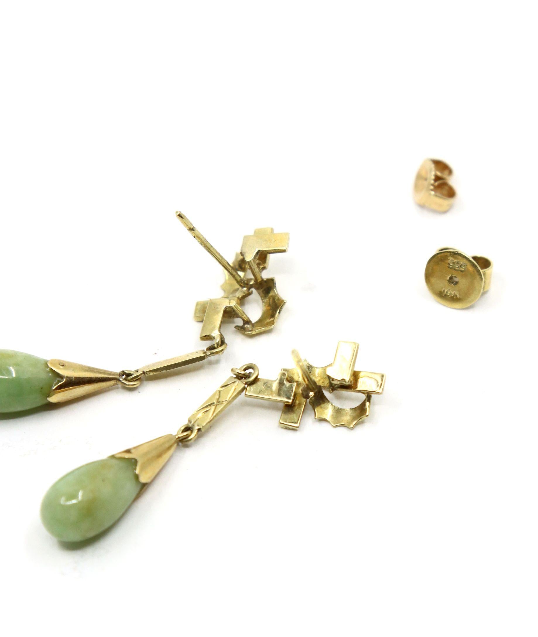 Vintage 14K Gold Jade Drop Earrings
