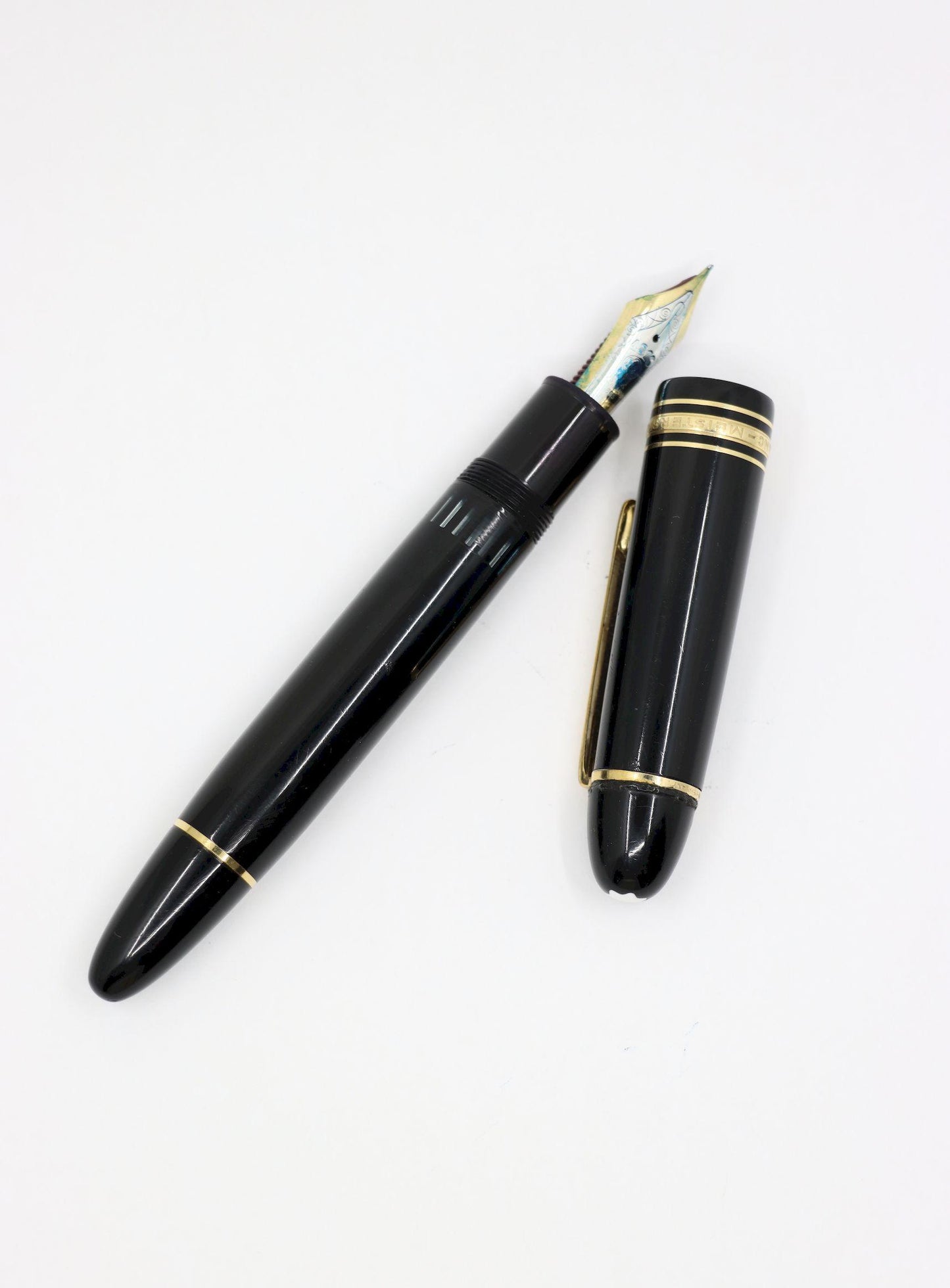 Montblanc Meisterstück Classique 14K Gold Trim Fountain Pen