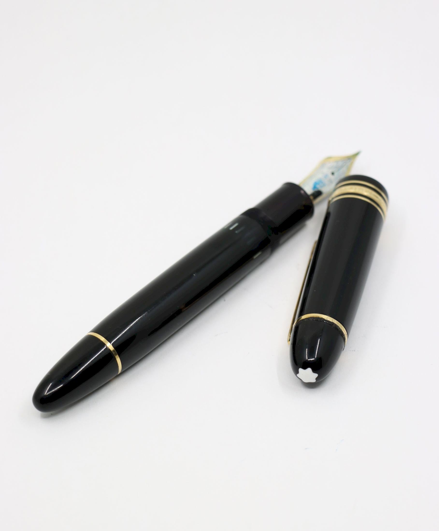 Montblanc Meisterstück Classique 14K Gold Trim Fountain Pen