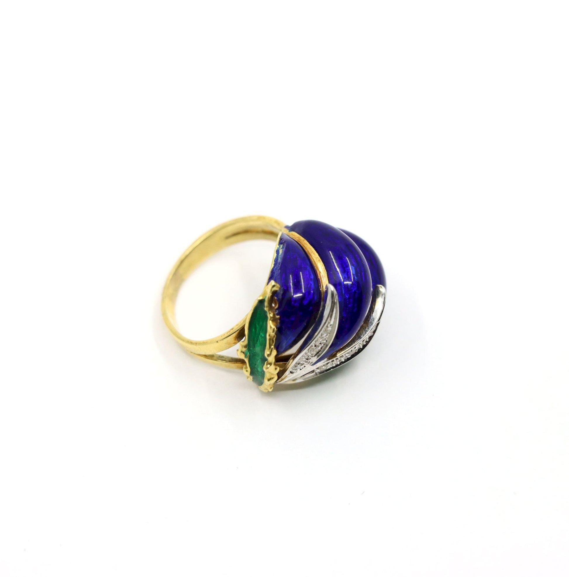Vintage 18K Gold Diamond Enamel Ring