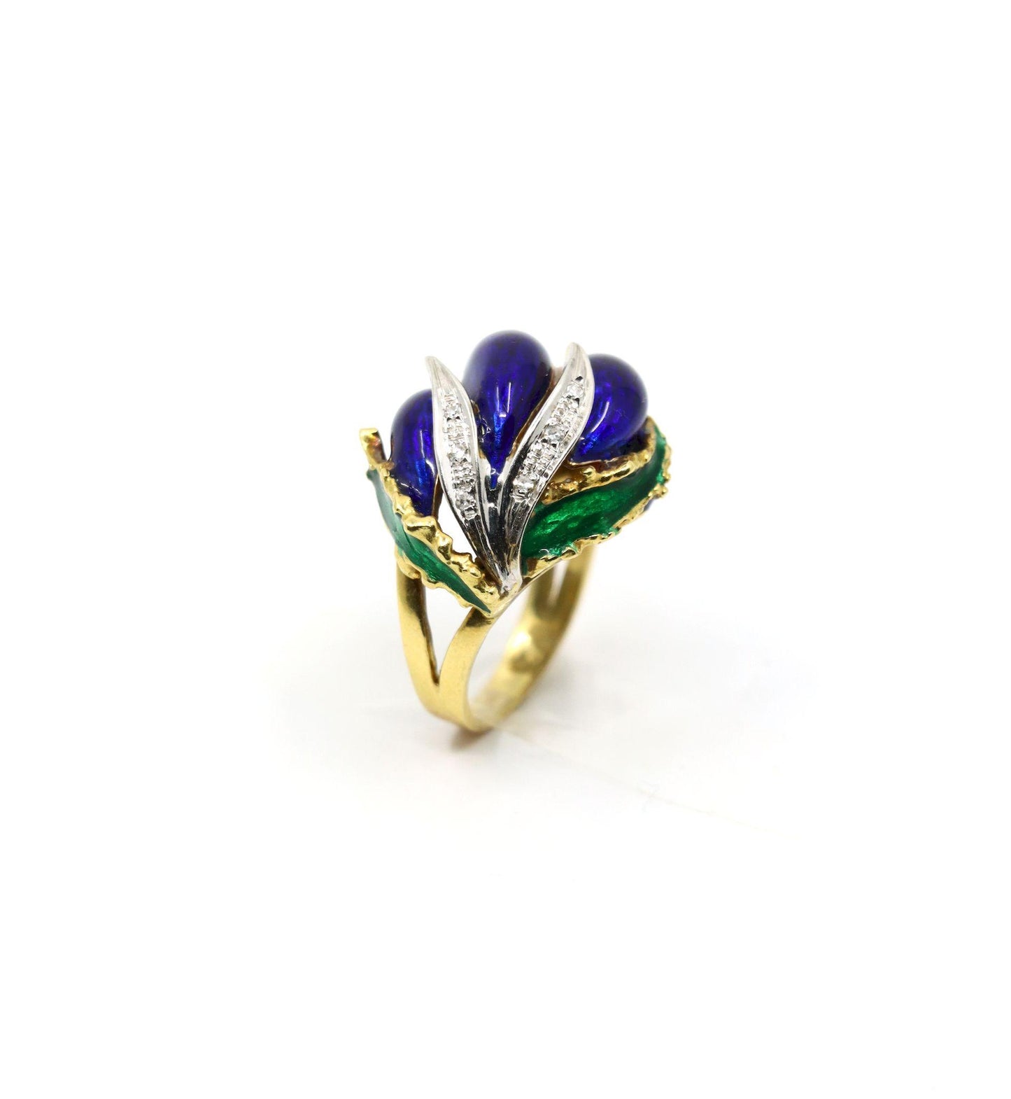 Vintage 18K Gold Diamond Enamel Ring