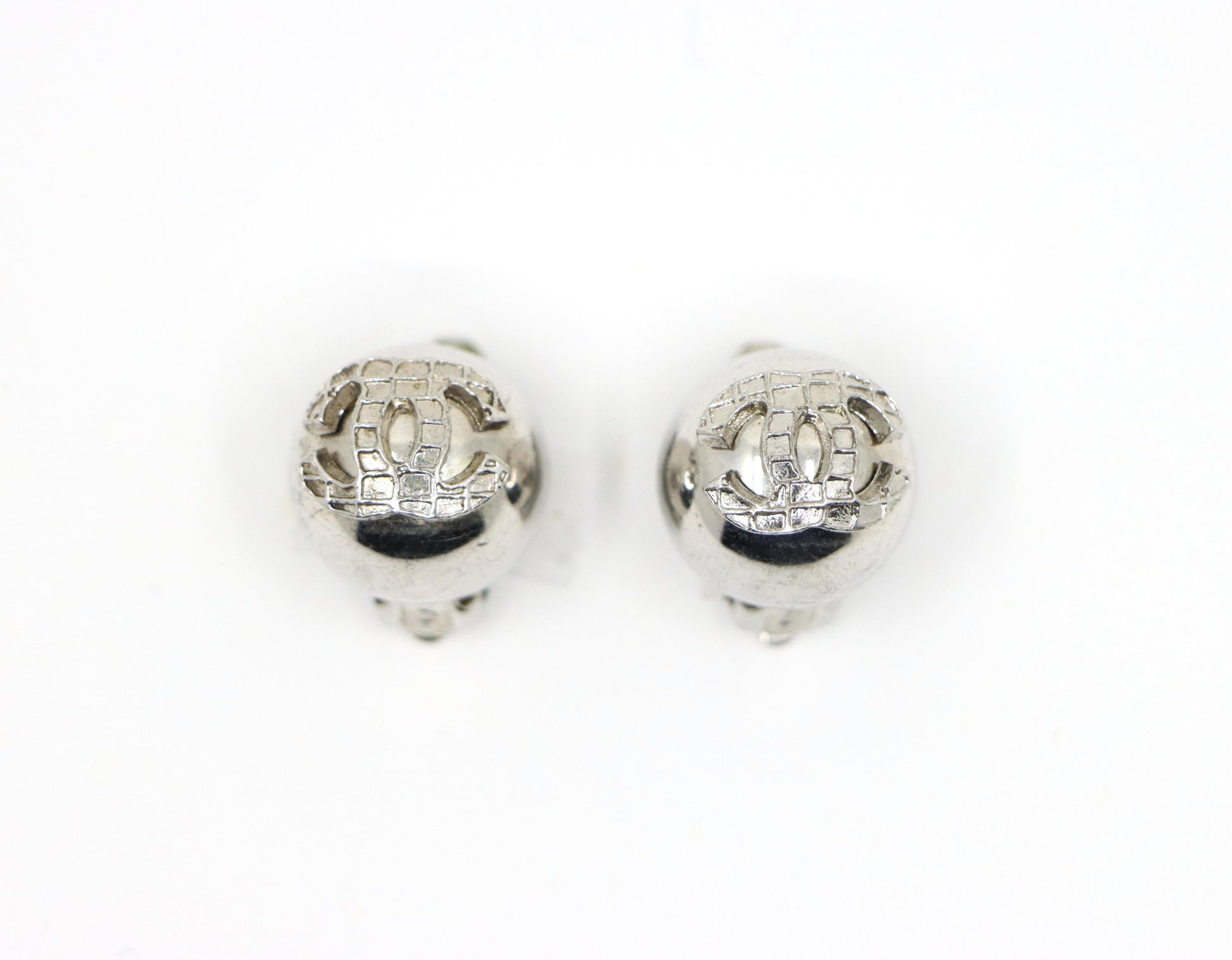 Chanel Silver Tone Double C Logo Round Earring