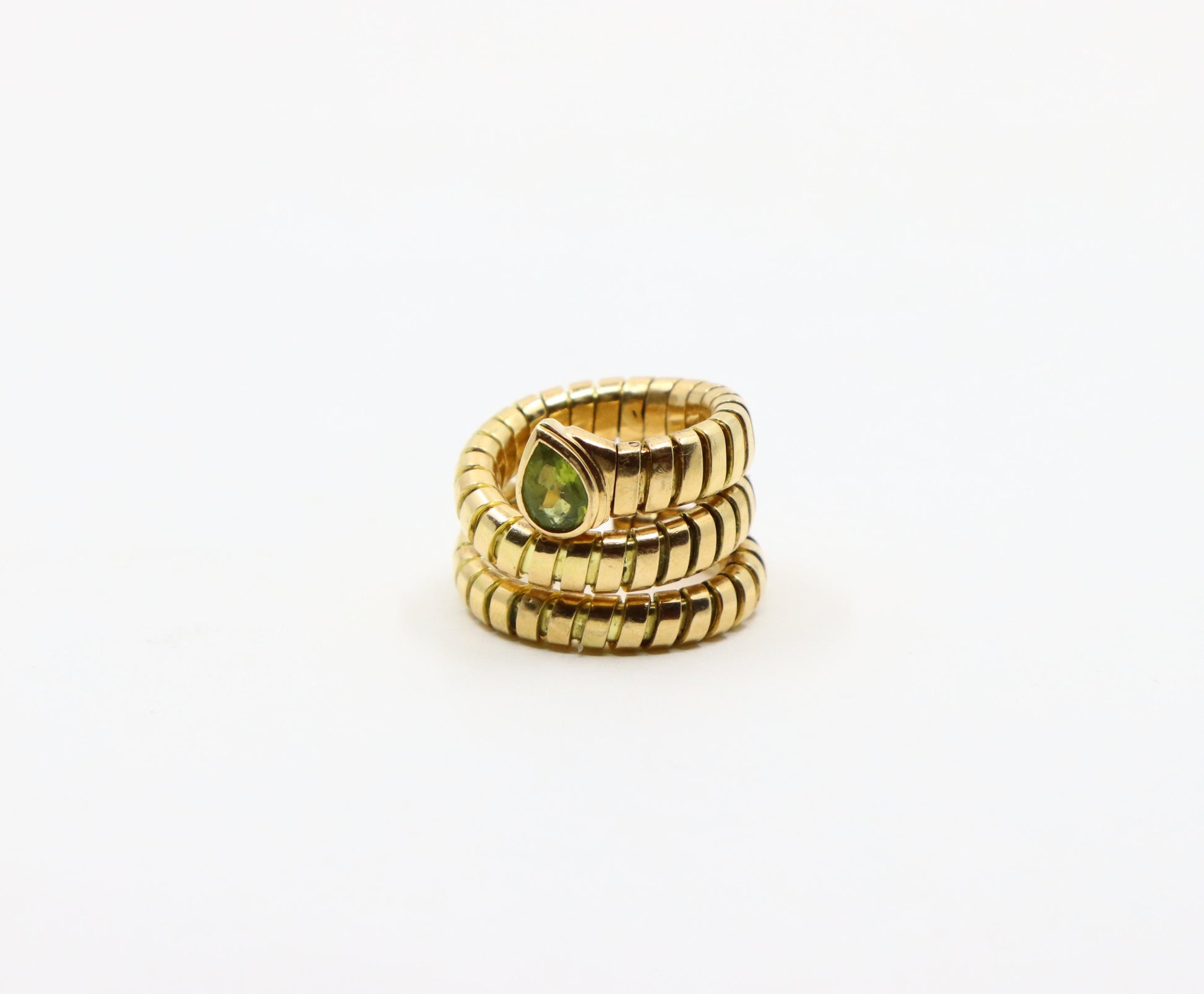 Bulgari Tubogas Serpenti Peridot 18k Yellow Gold 3-Row Ring