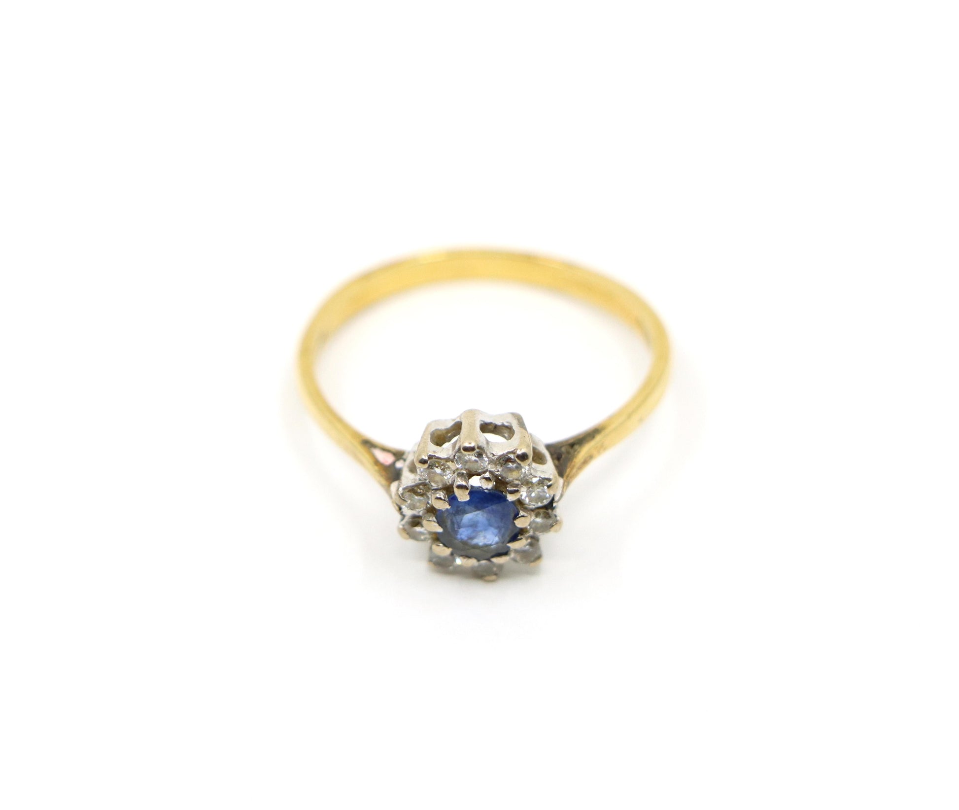 18K Gold Sapphire Diamonds Ring