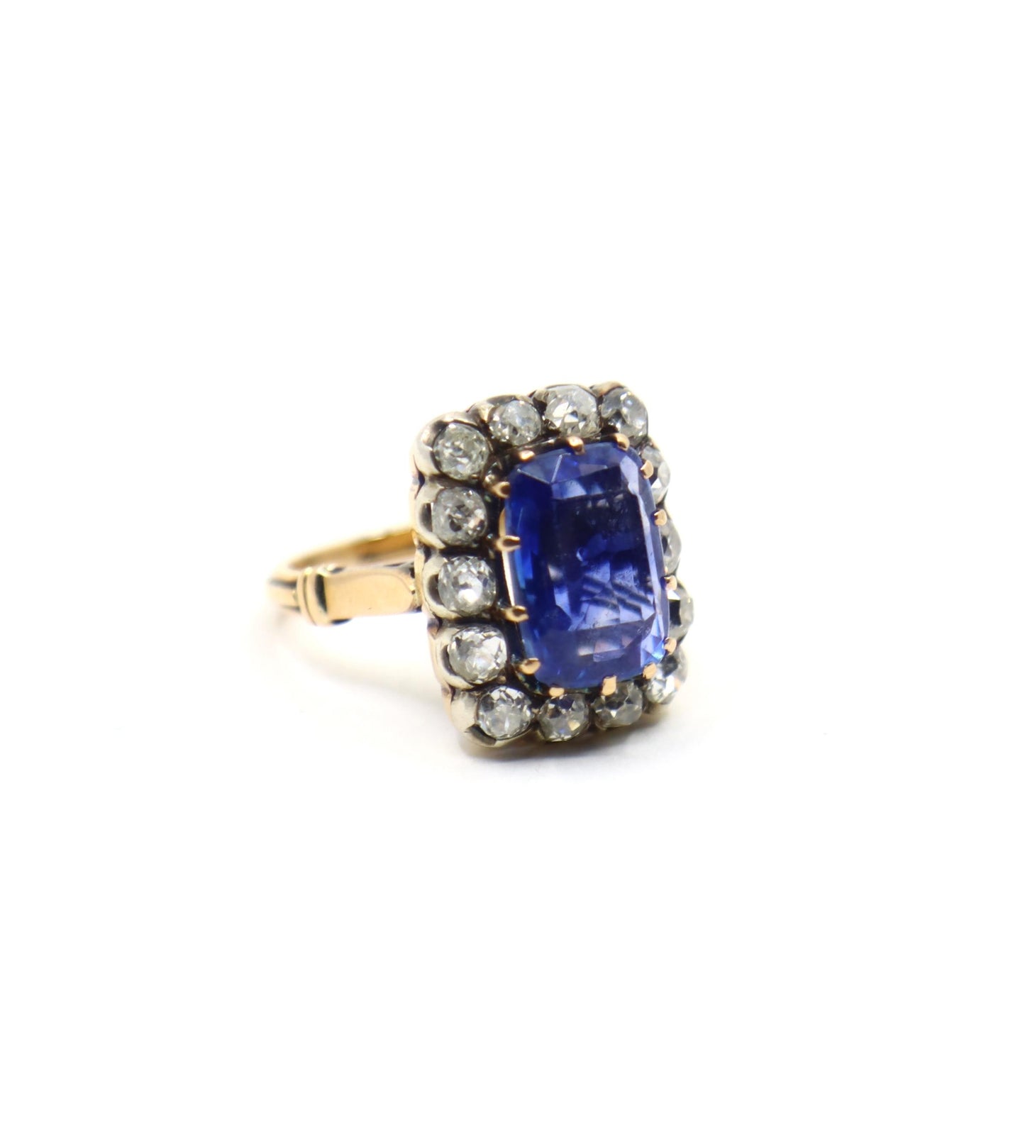 Antique 14K Gold Cushion Cut Sapphire Diamond Ring