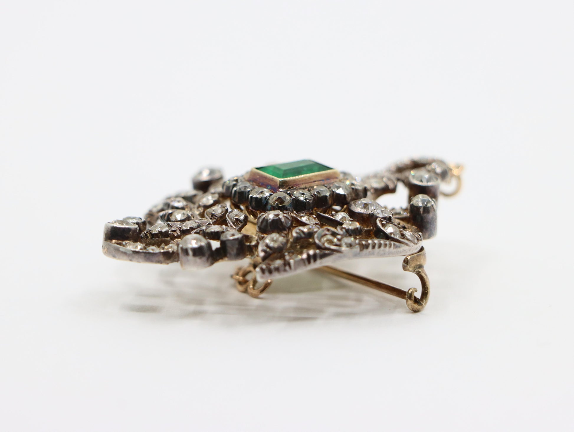 Antique Gold & Silver Emerald Diamonds Pendant Brooch