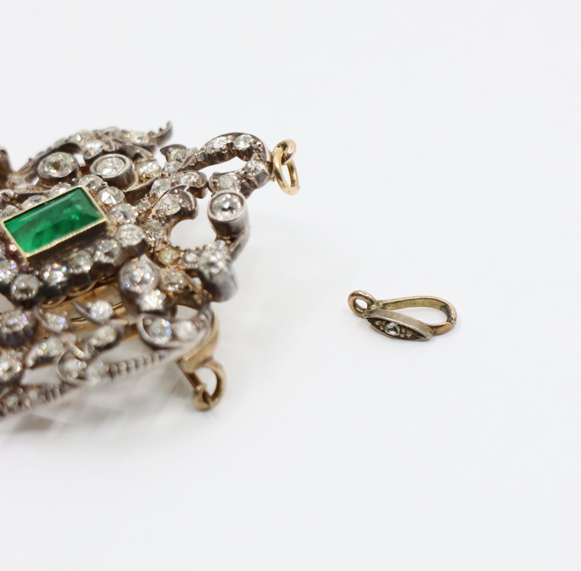 Antique Gold & Silver Emerald Diamonds Pendant Brooch