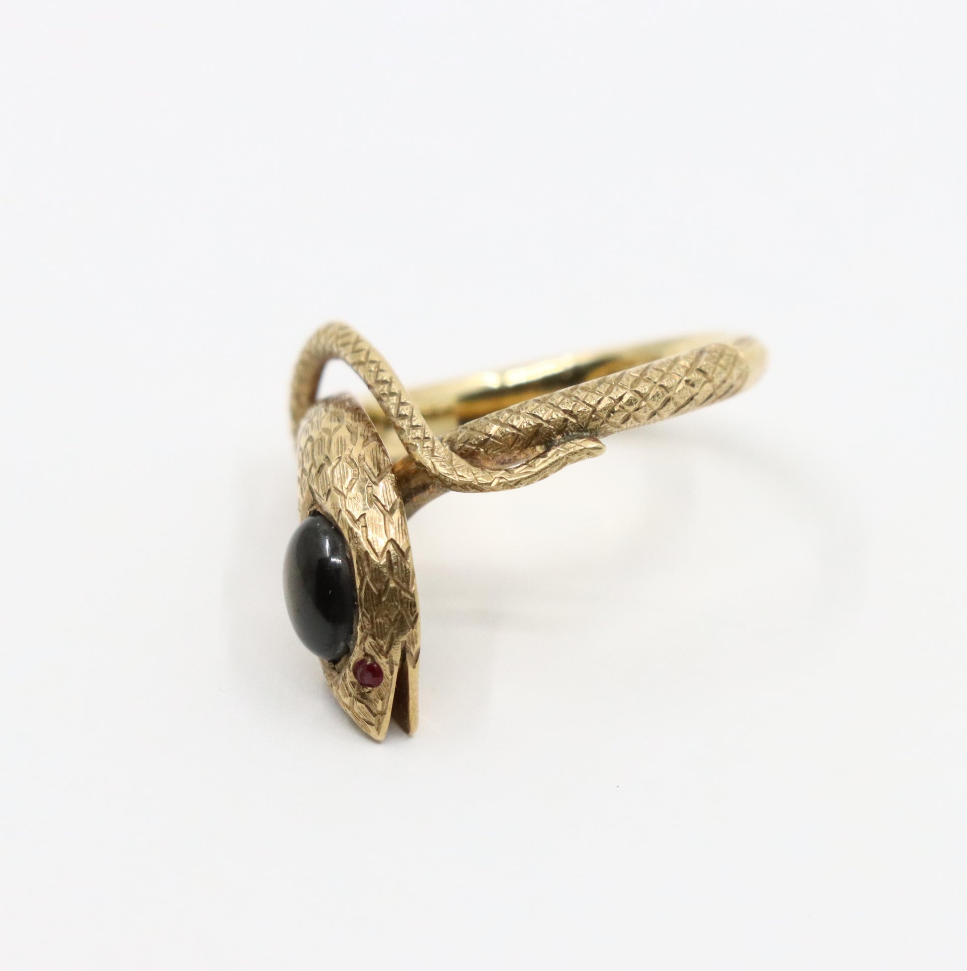Antique Victorian 10K Gold Star Sapphire Snake Ring