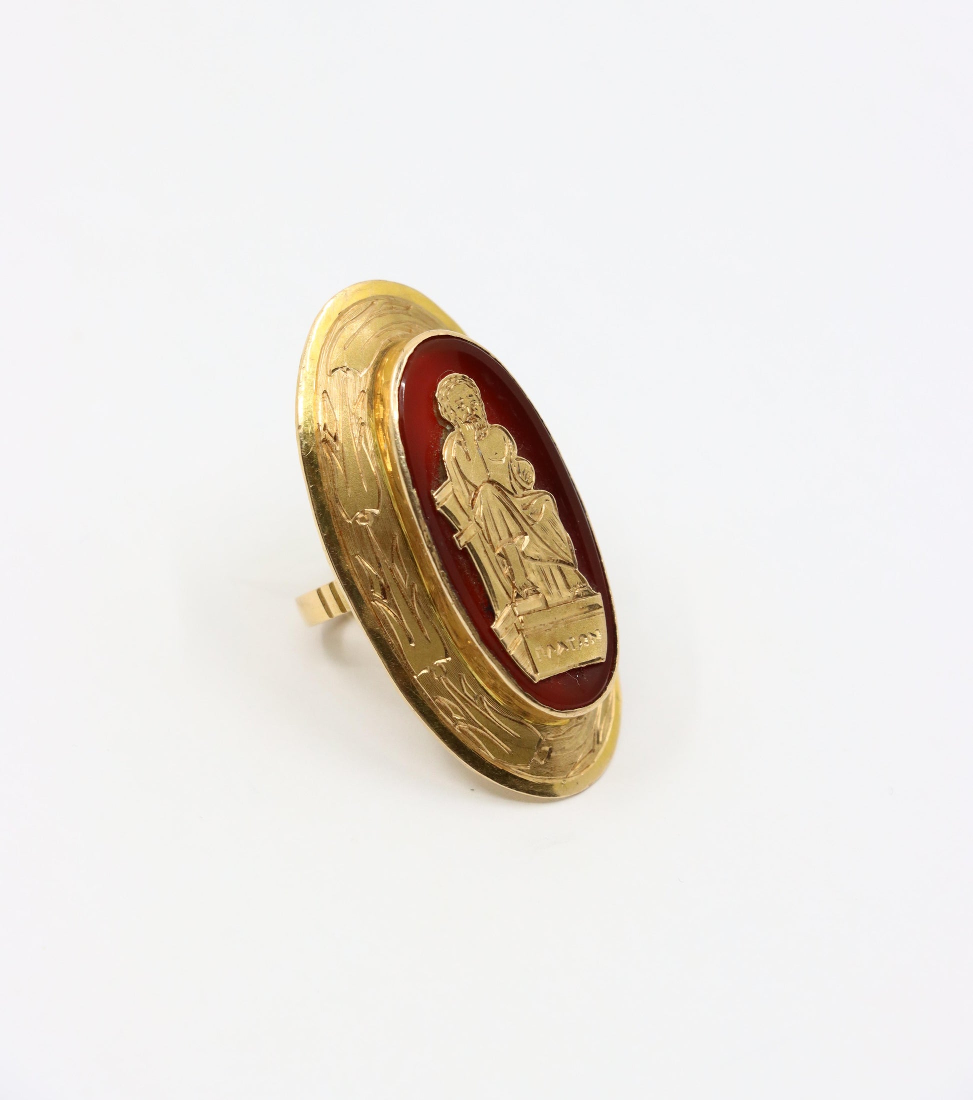 Antique 18K Gold Agate Ring