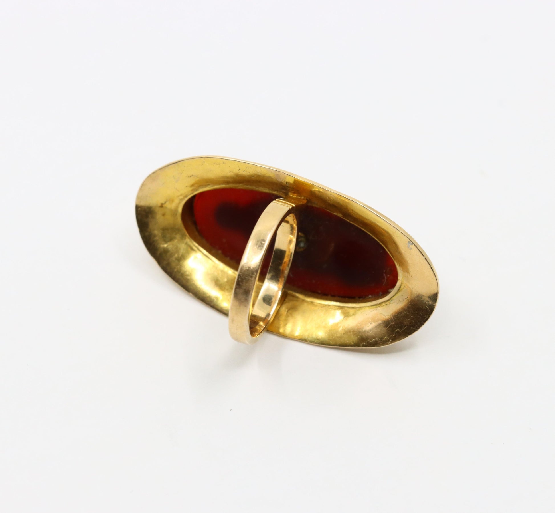Antique 18K Gold Agate Ring