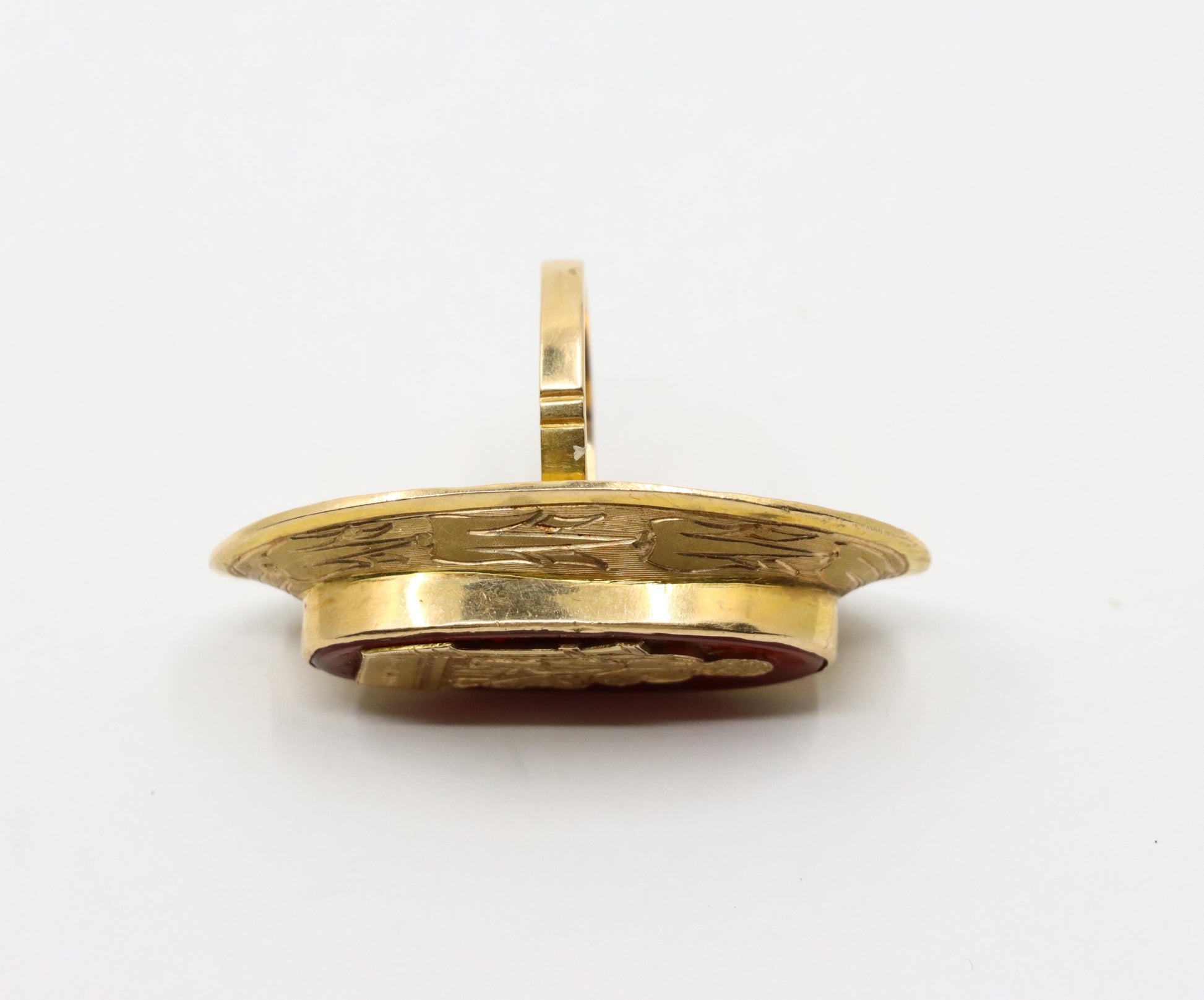 Antique 18K Gold Agate Ring
