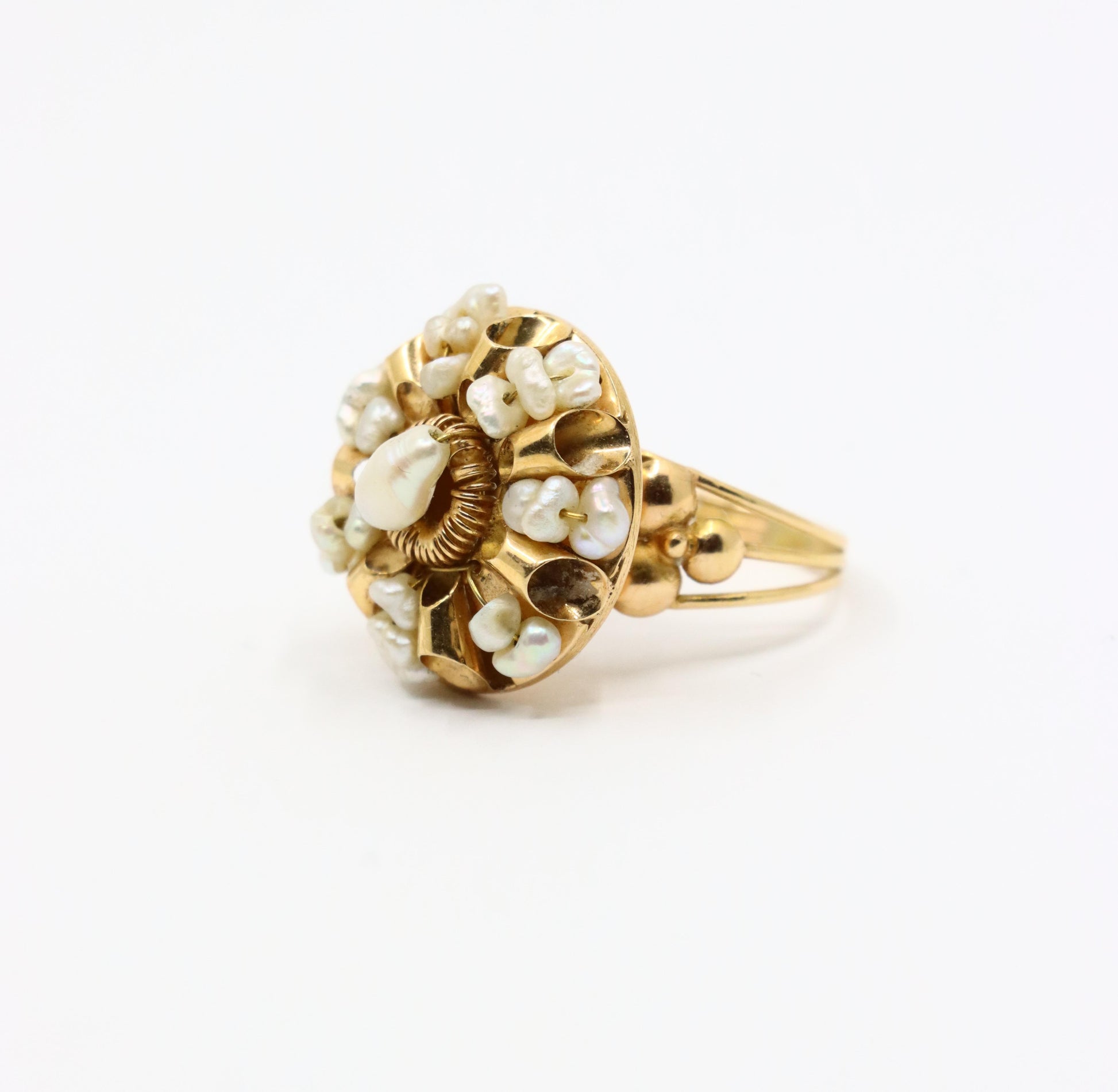 Vintage 14K Gold Baroque Pearls Ring