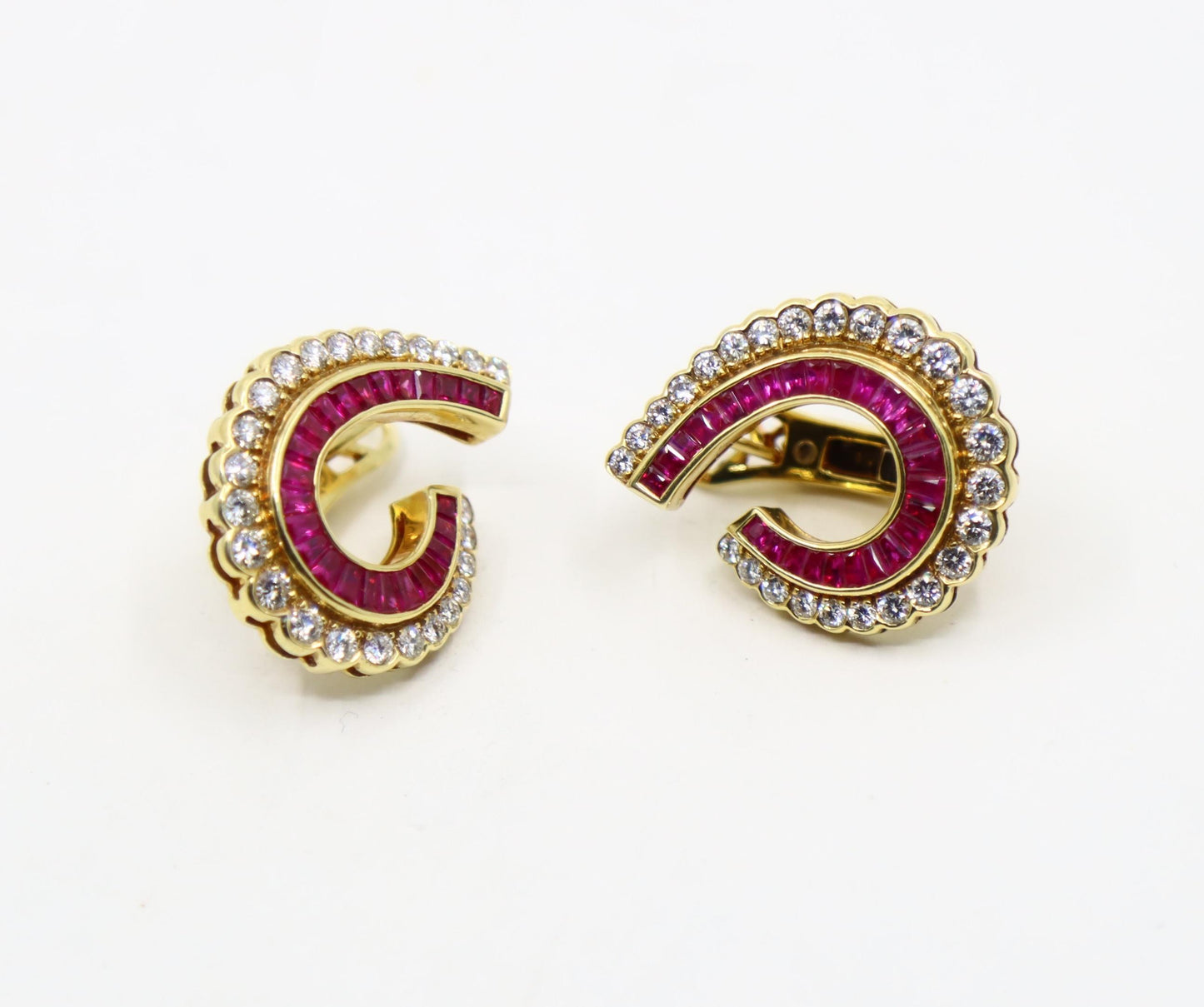 Vintage 18K Gold Ruby Diamonds Earrings