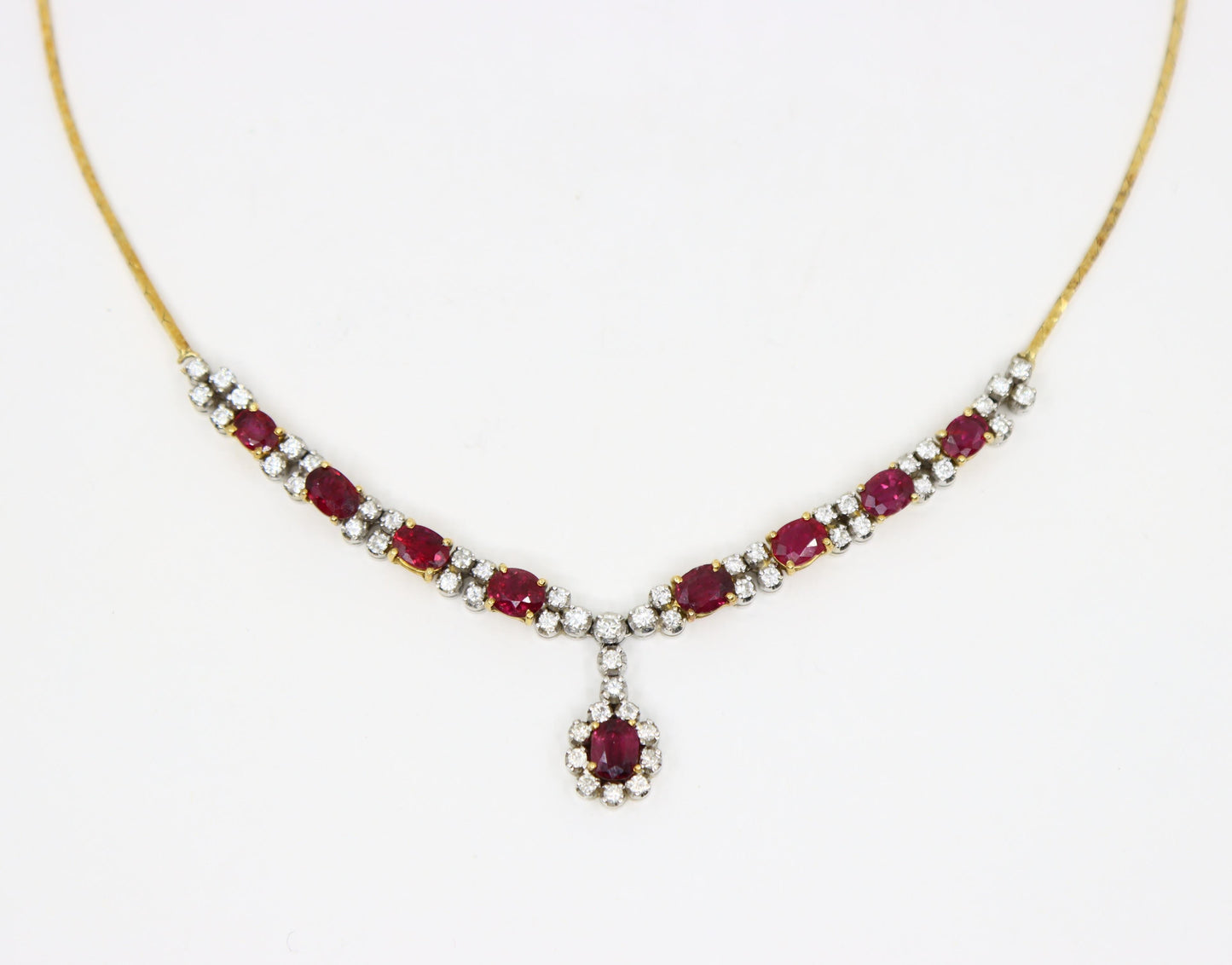 Vintage 18K Gold Ruby Diamonds Necklace
