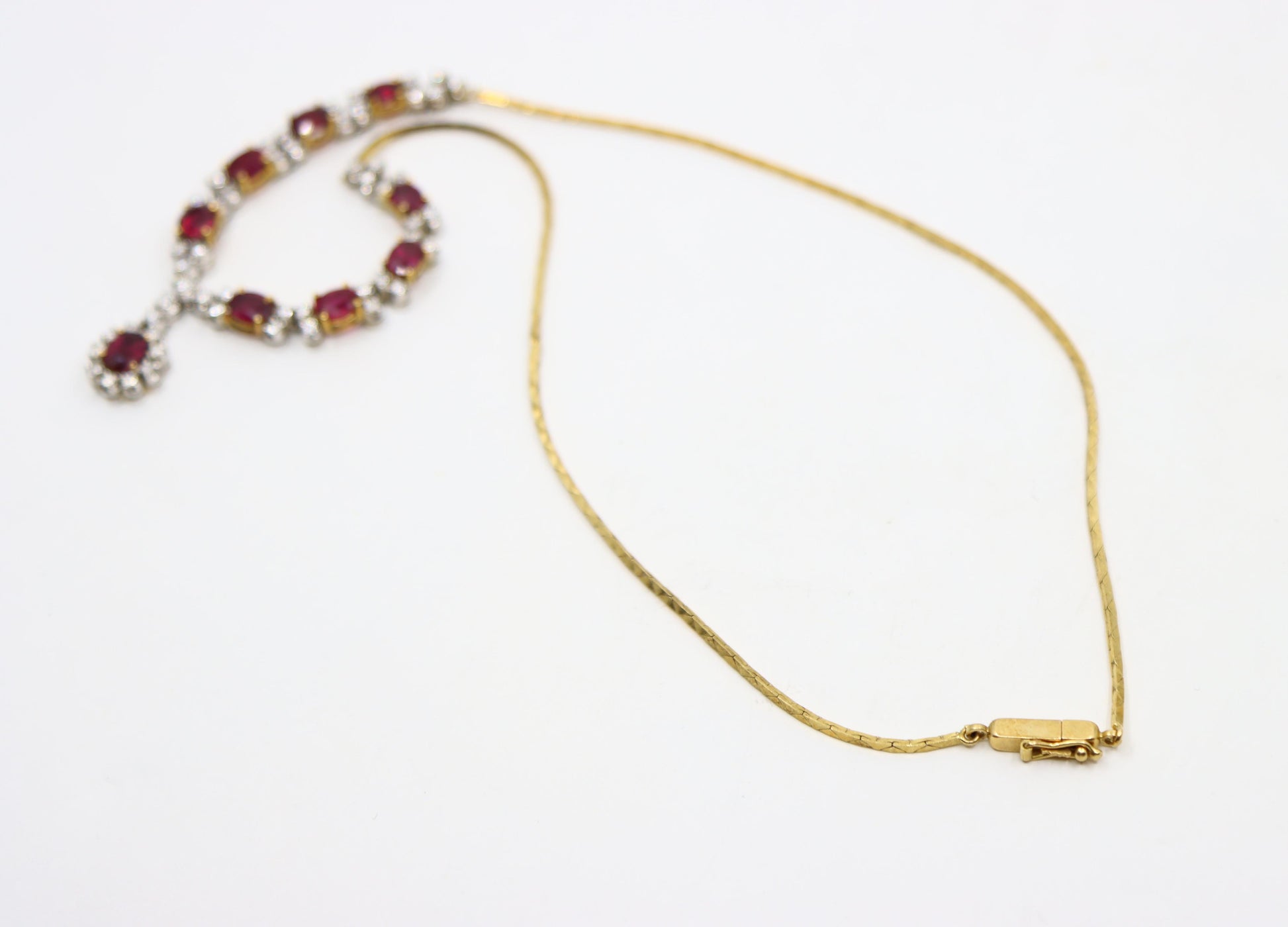Vintage 18K Gold Ruby Diamonds Necklace