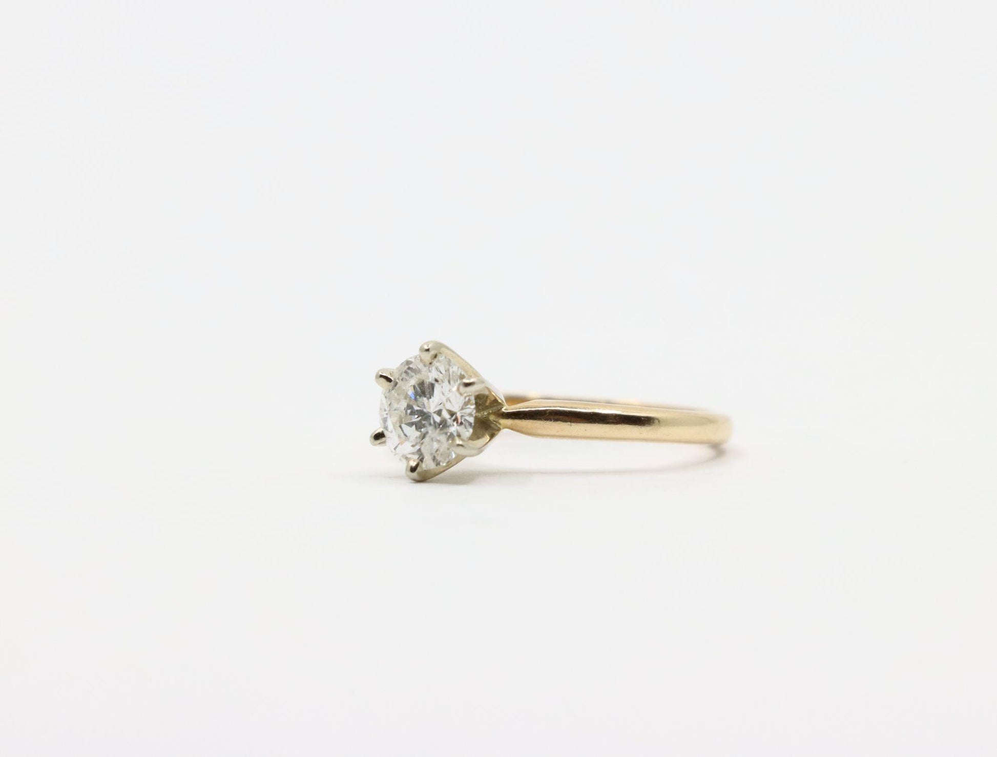 Vintage 14K Gold Diamond Ring