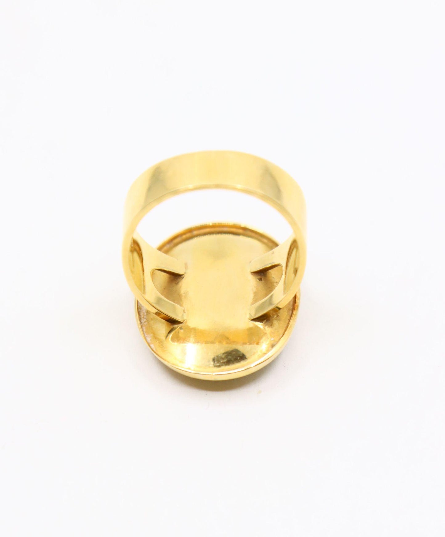 Vintage 18K Gold Opal Cabochon Ring