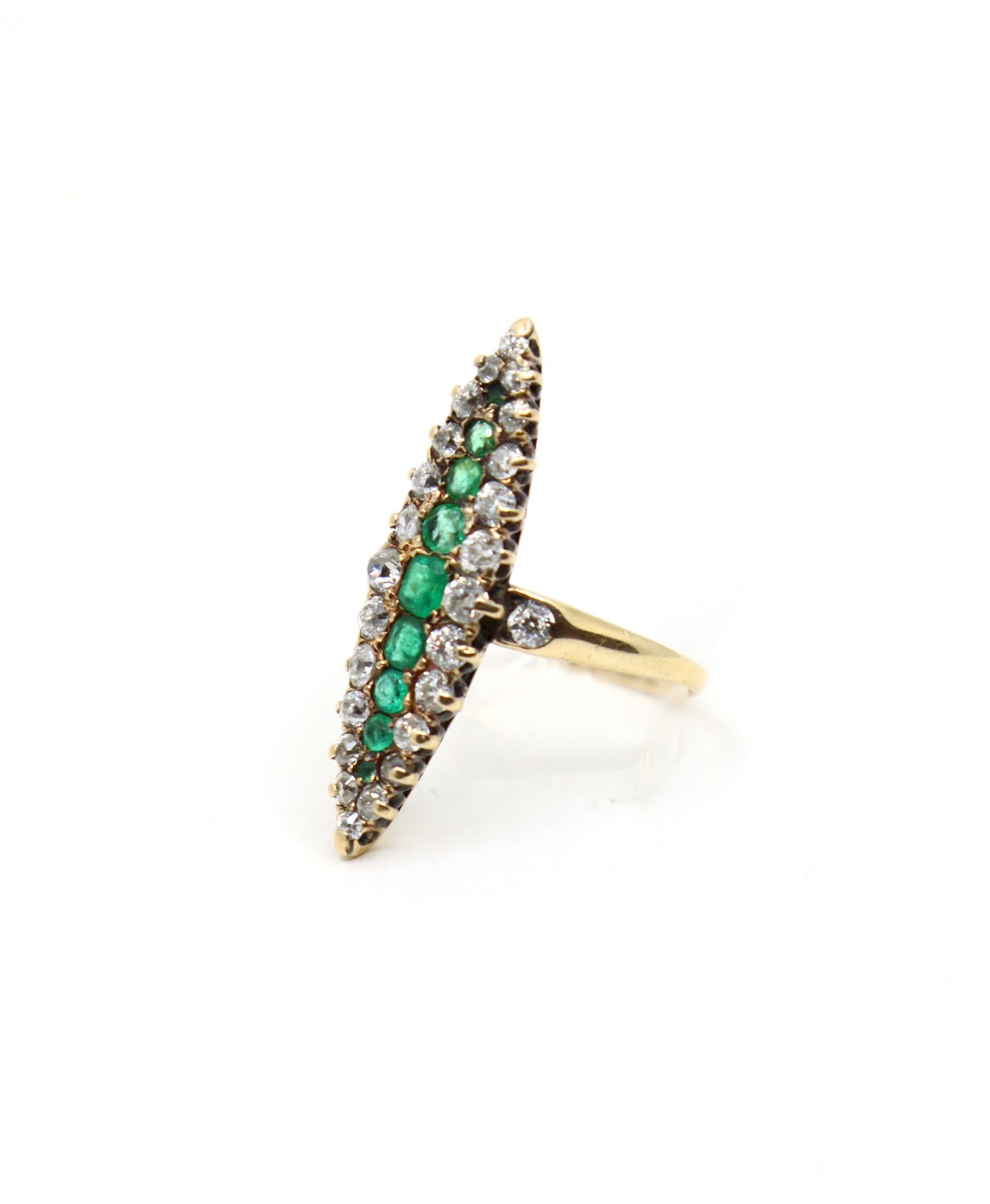Antique 14K Gold Emerald Diamond Ring