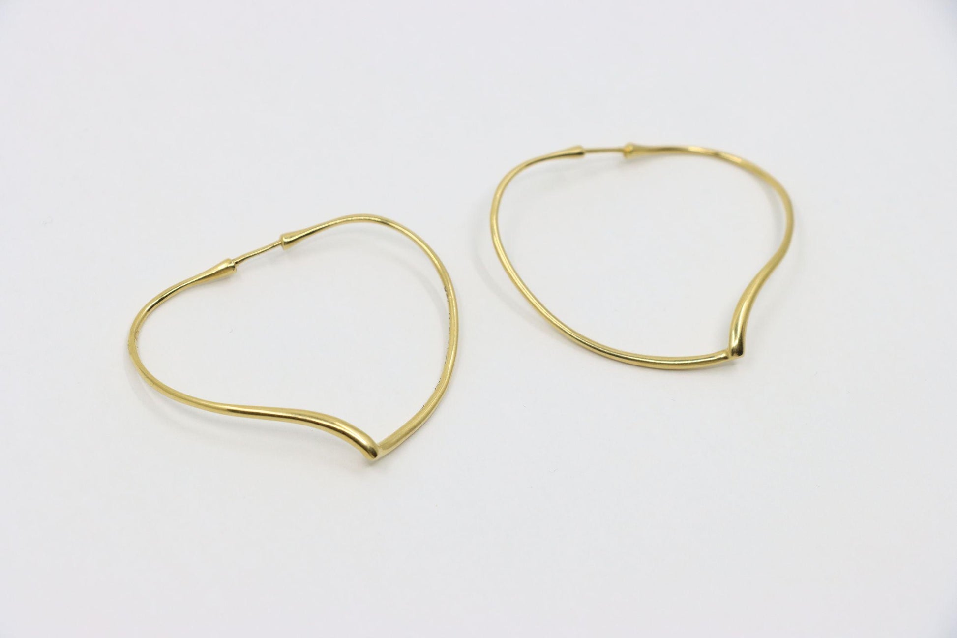 Tiffany & Co. Elsa Peretti 18K Gold Heart Shape Hoop Earrings