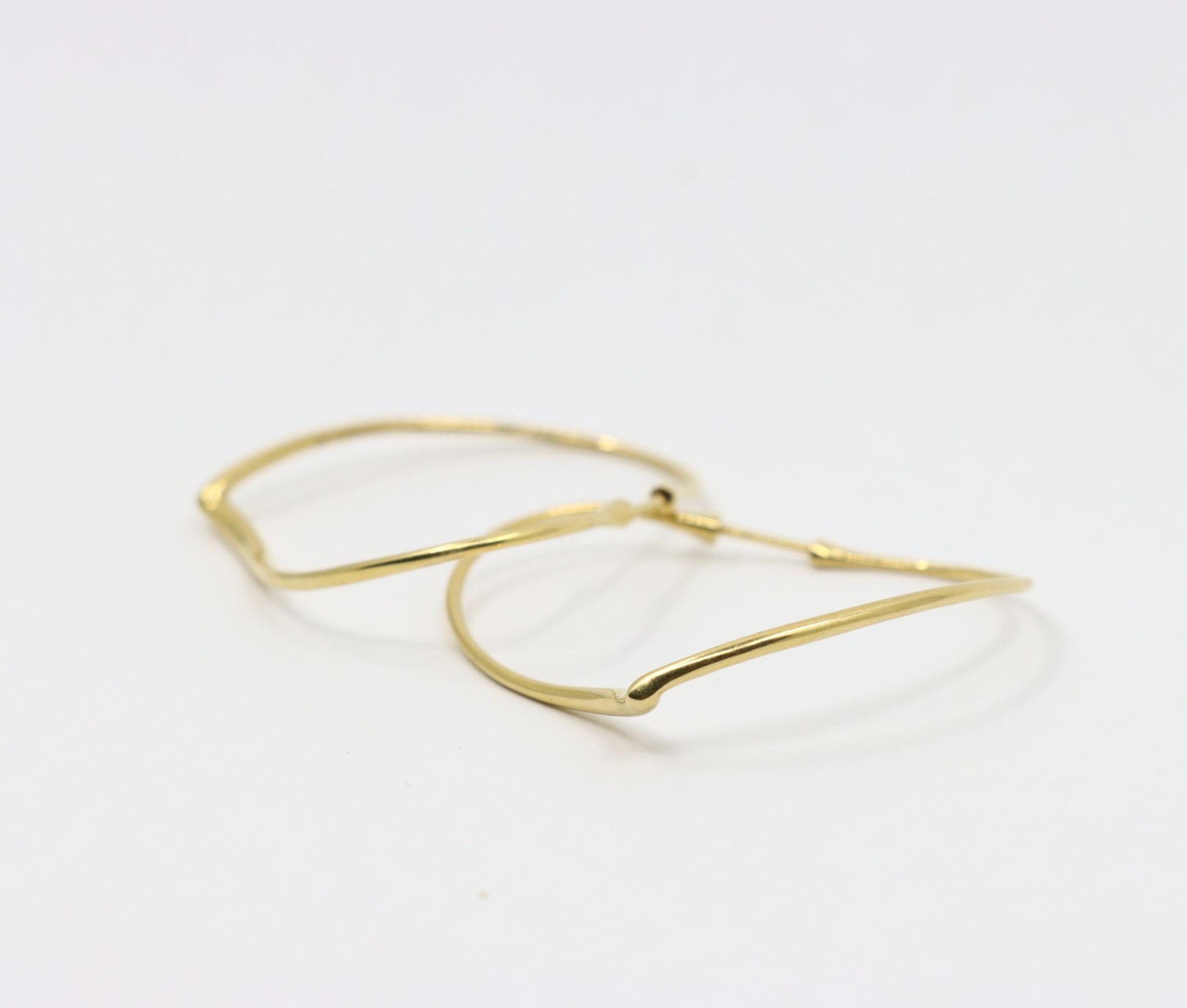 Tiffany & Co. Elsa Peretti 18K Gold Heart Shape Hoop Earrings