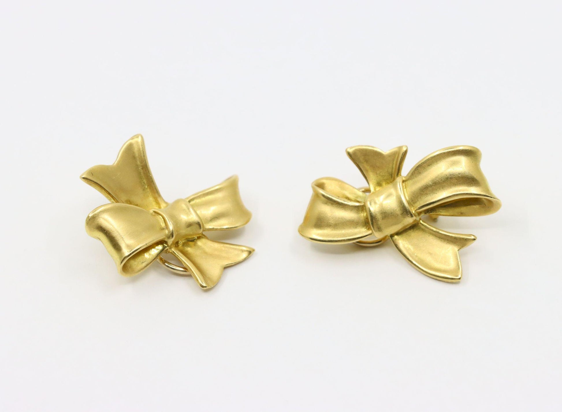 Angela Cummings 1984's 18K Gold Bow Tie Earrings