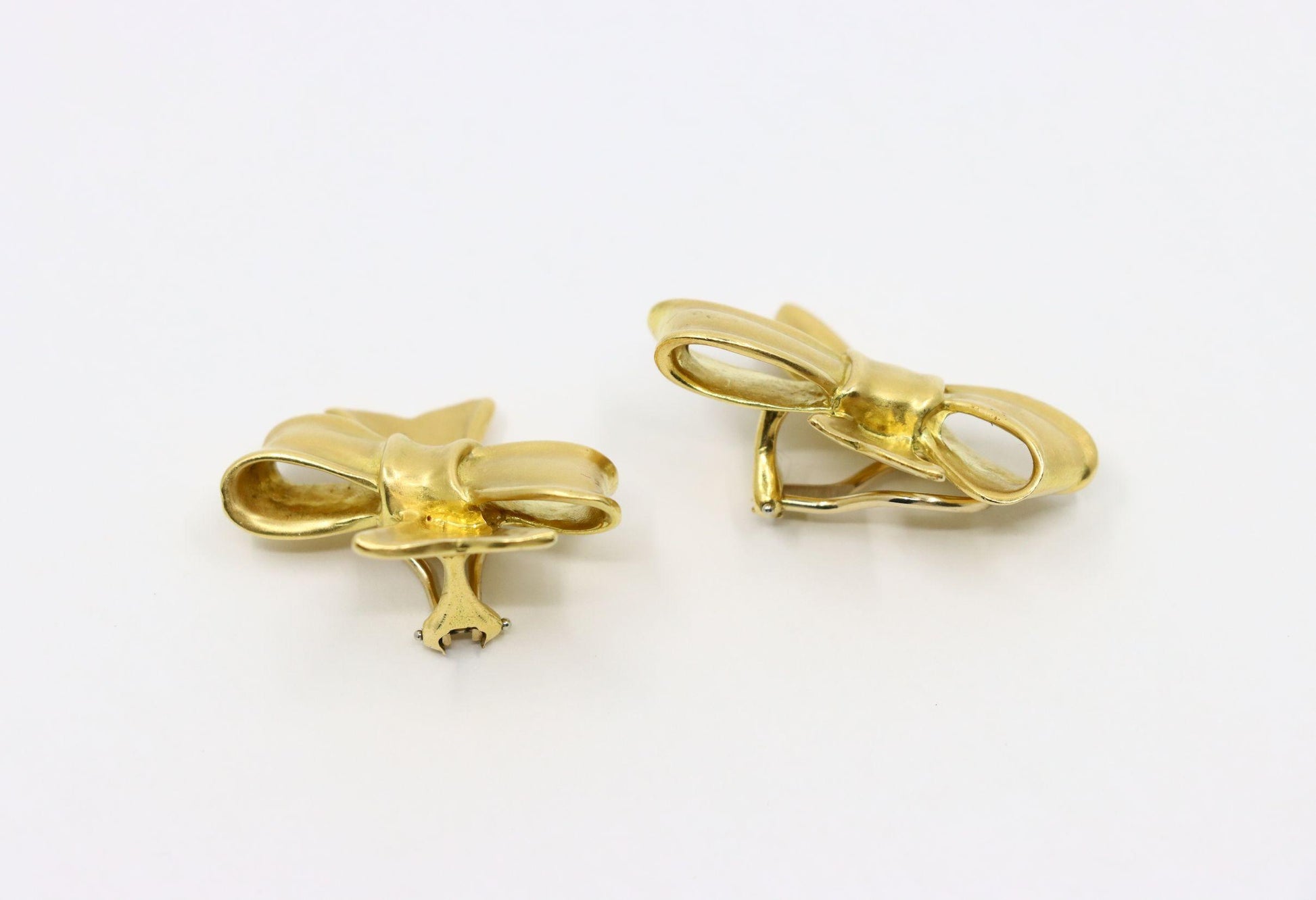 Angela Cummings 1984's 18K Gold Bow Tie Earrings