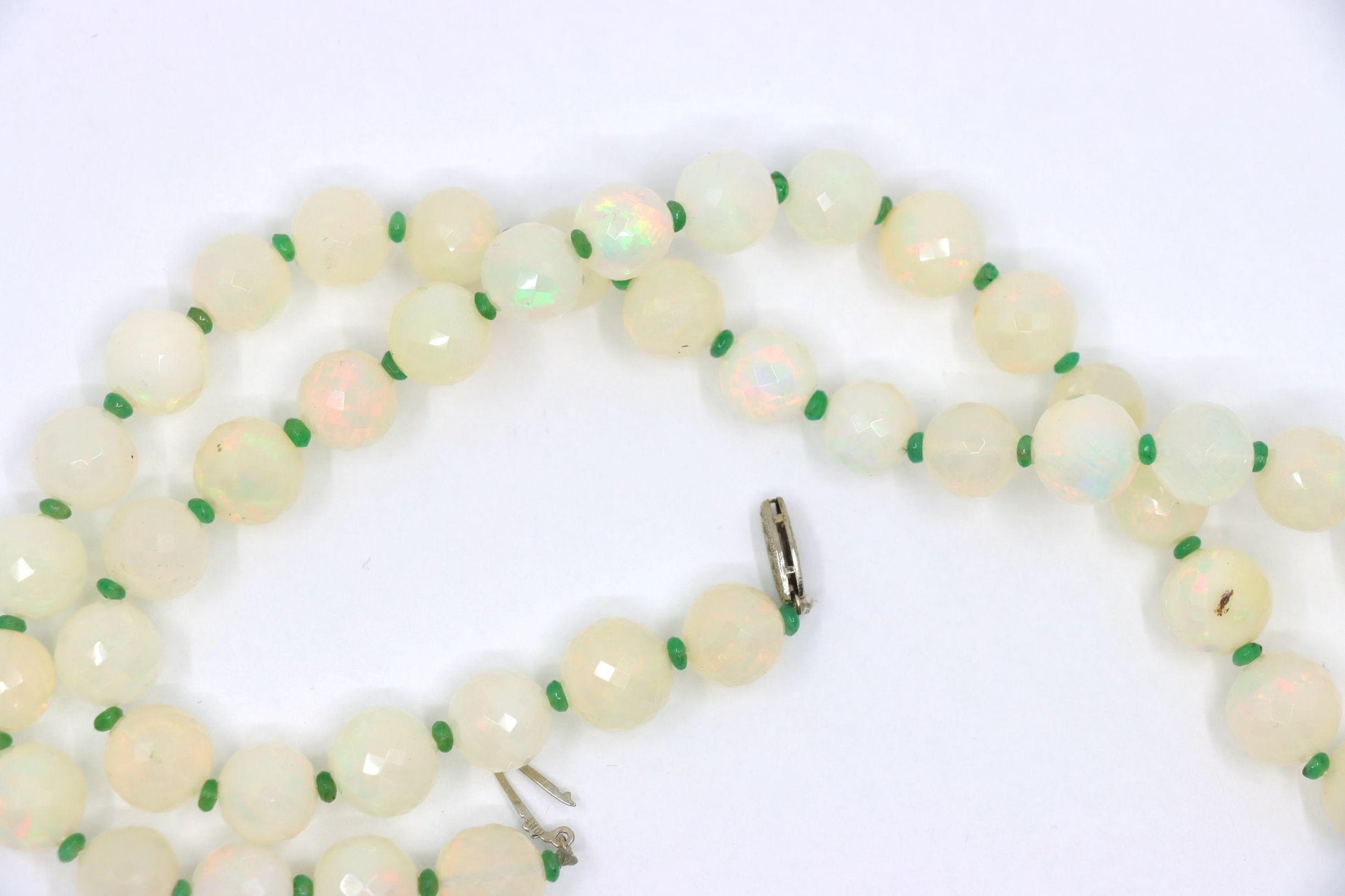 Vintage 10K White Gold Opal Bead Necklace