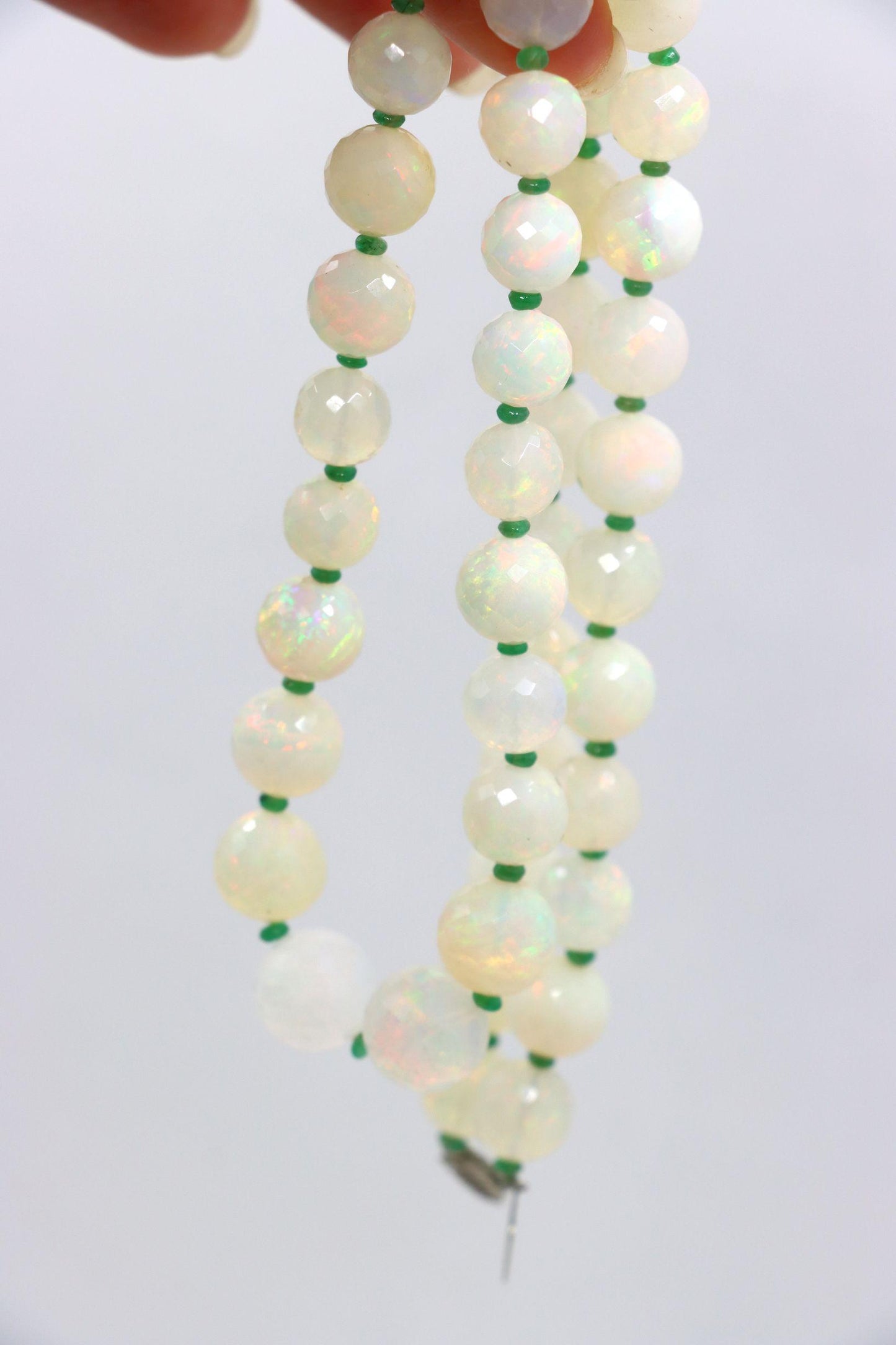 Vintage 10K White Gold Opal Bead Necklace