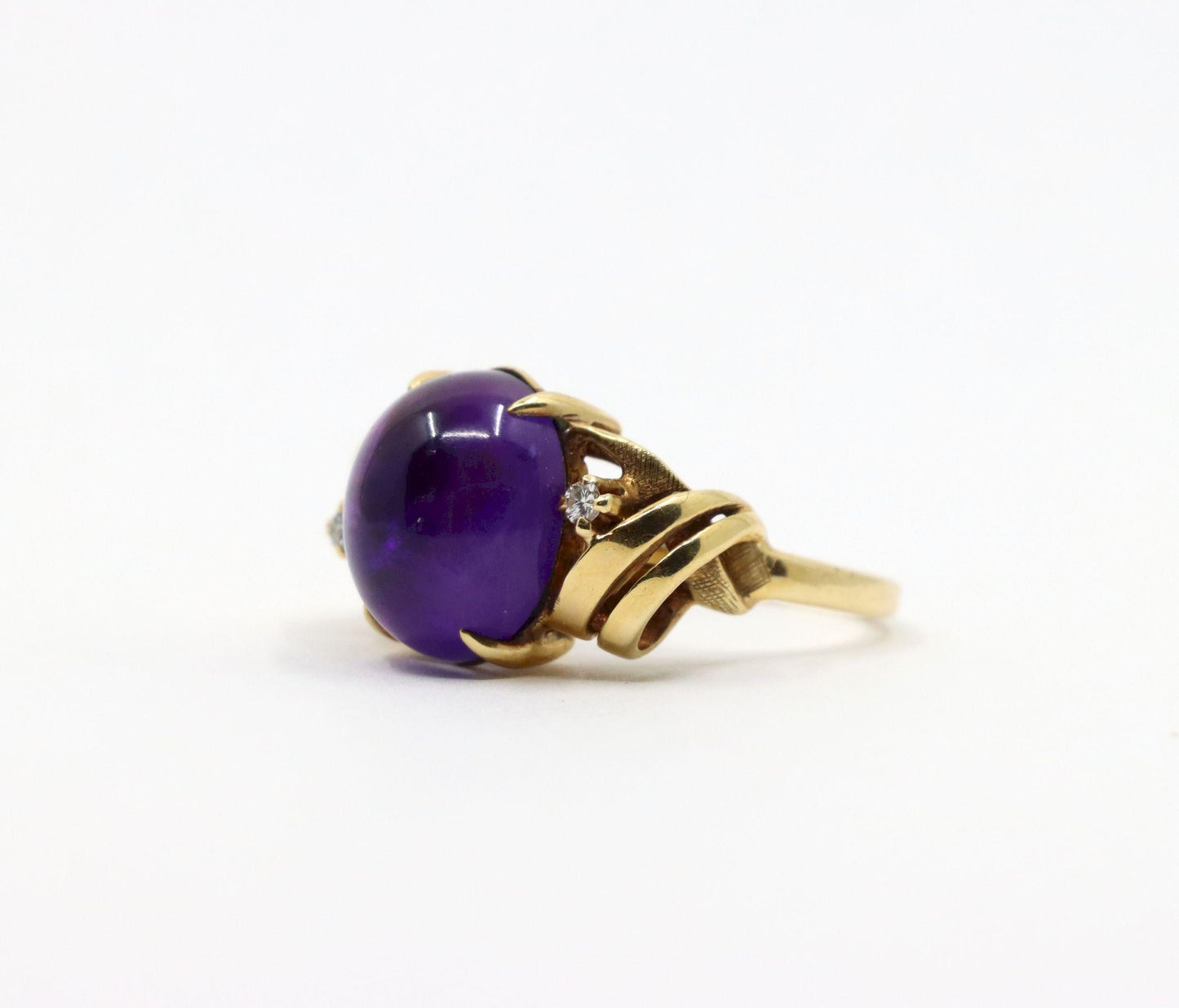 Vintage 14K Gold Diamond Amethyst Ring