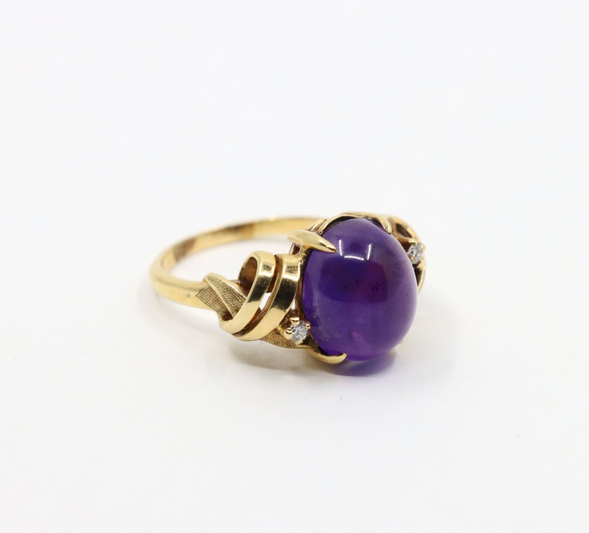Vintage 14K Gold Diamond Amethyst Ring