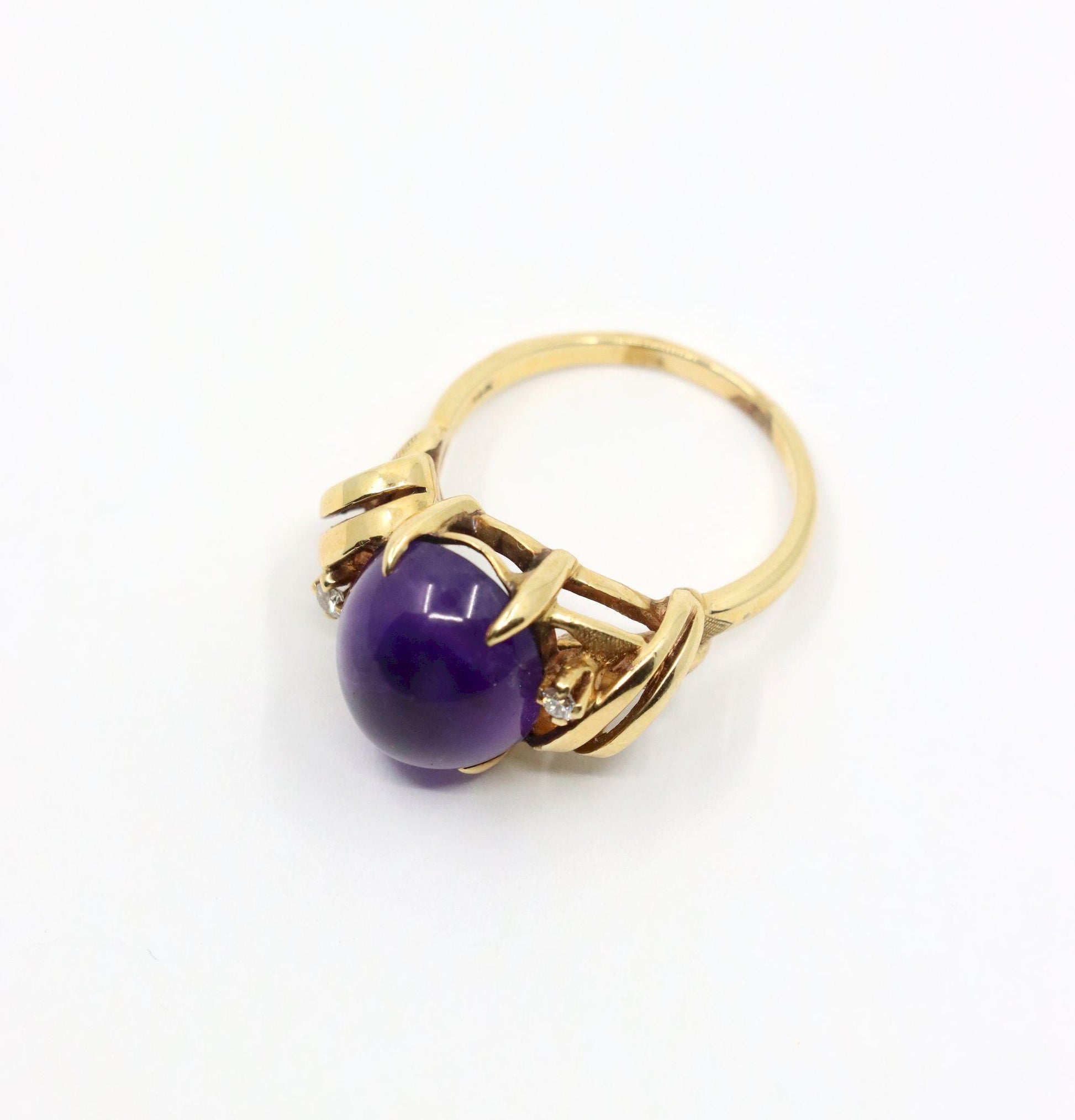 Vintage 14K Gold Diamond Amethyst Ring