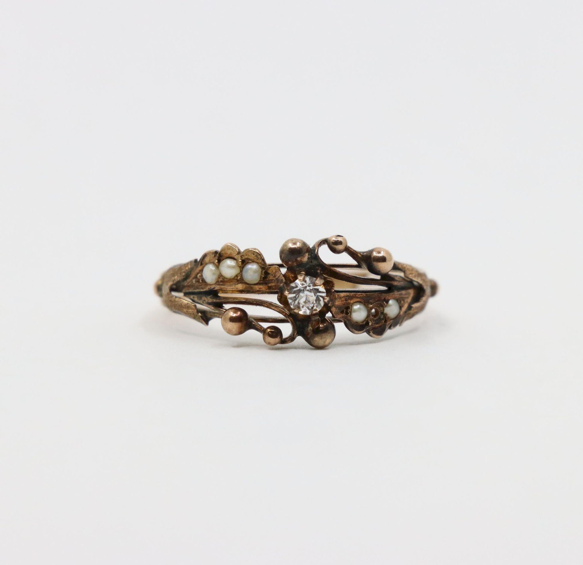 Vintage 14K Gold Diamond Pearl Ring