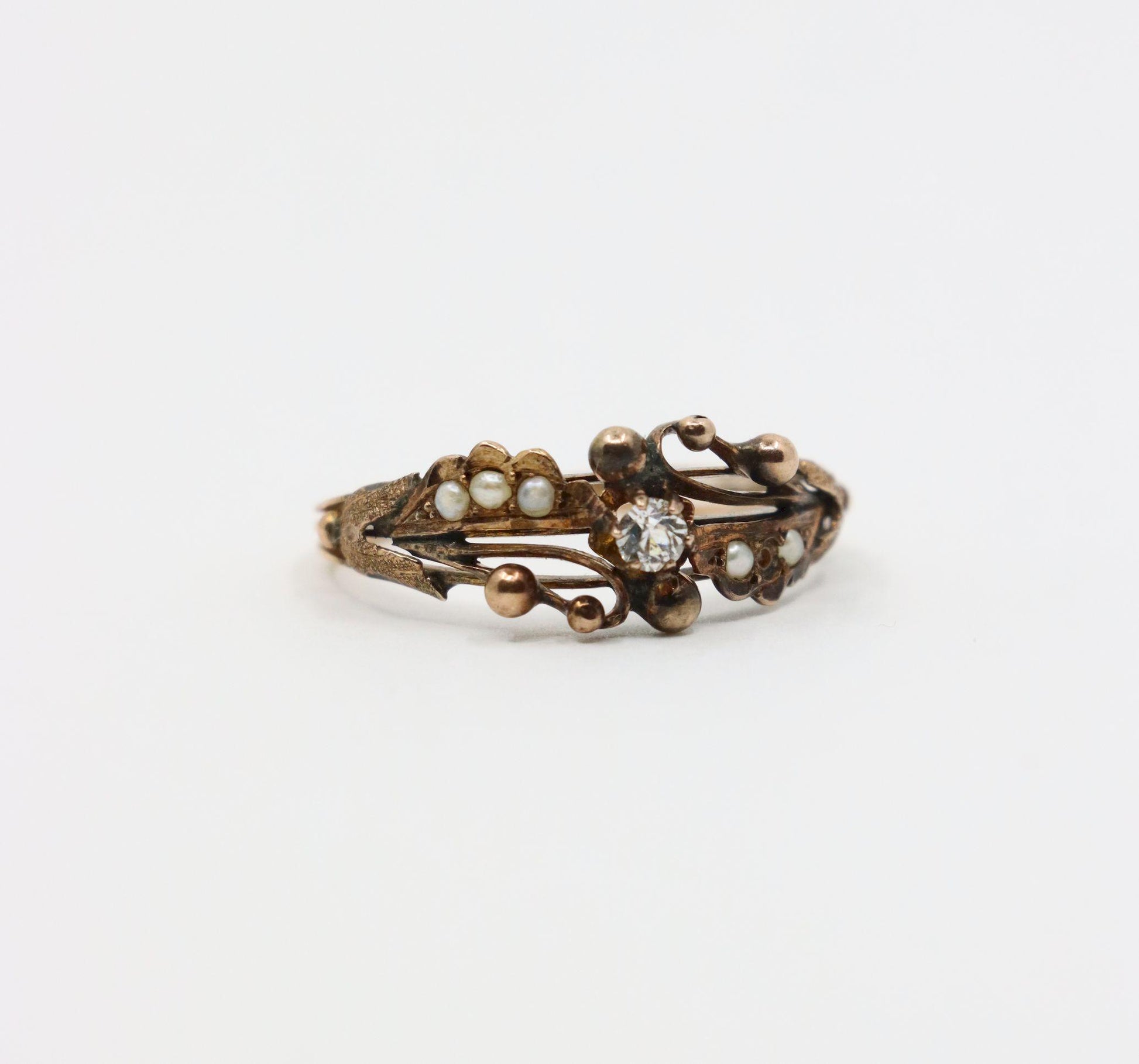 Vintage 14K Gold Diamond Pearl Ring